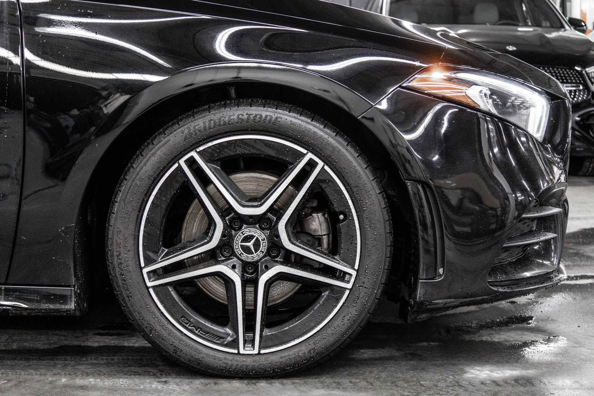 Mercedes-Benz A220  2022