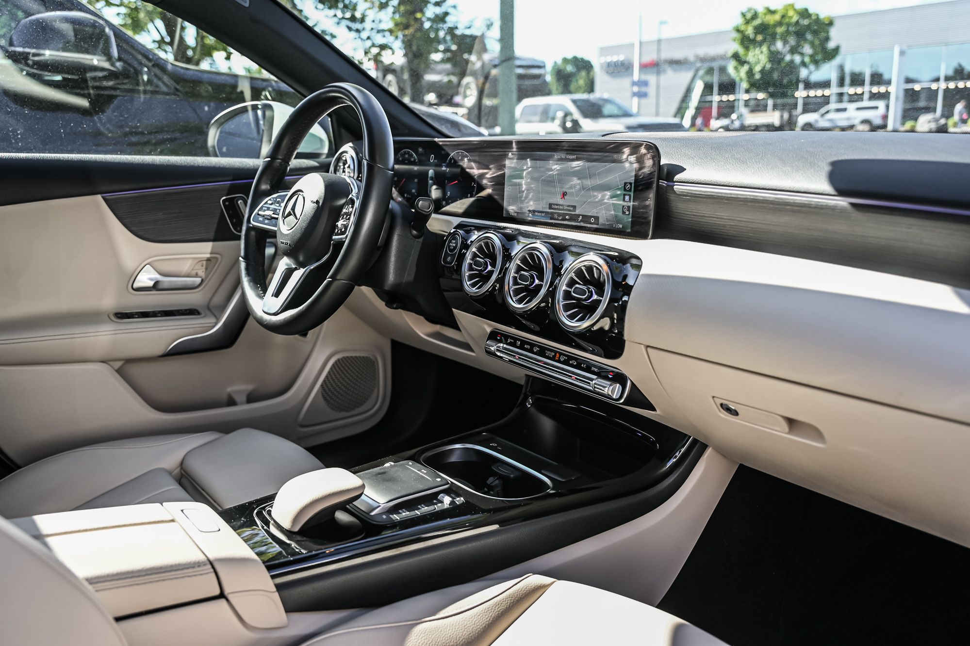 Mercedes-Benz A220  2022