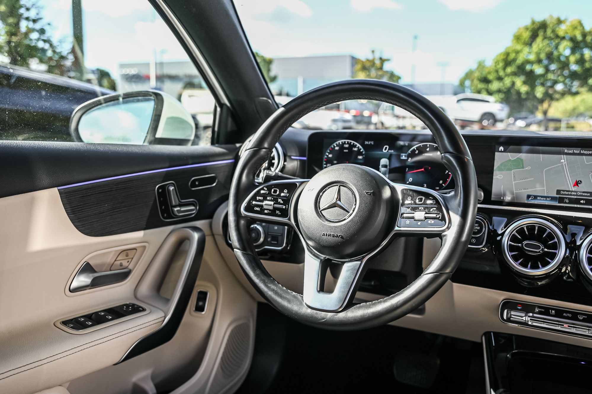 Mercedes-Benz A220  2022