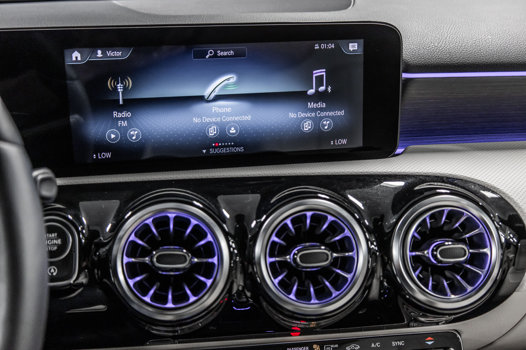 2022 Mercedes-Benz A250 in Dollard-des-Ormeaux, Quebec
