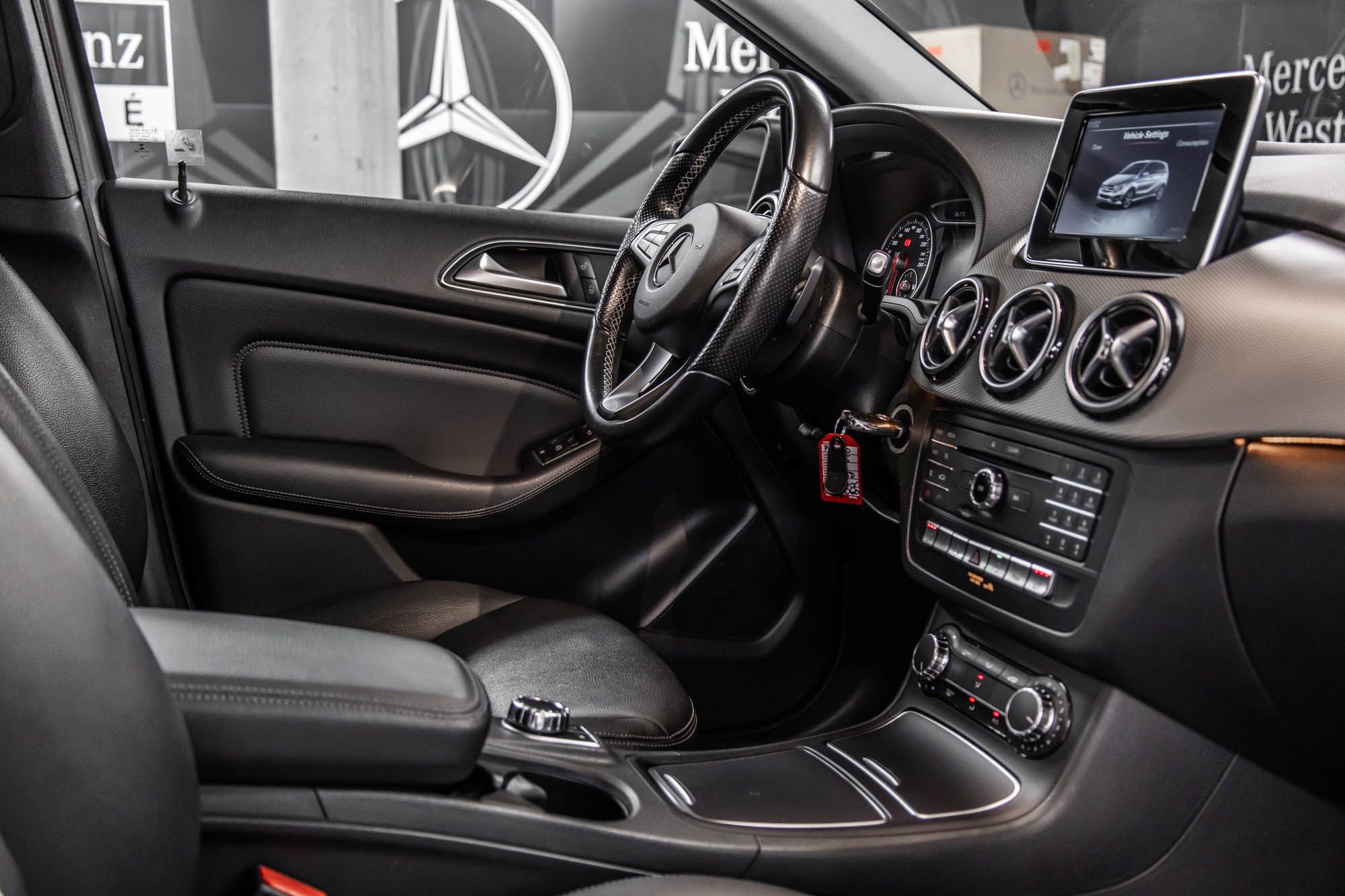 2015 Mercedes-Benz B250 in Dollard-des-Ormeaux, Quebec