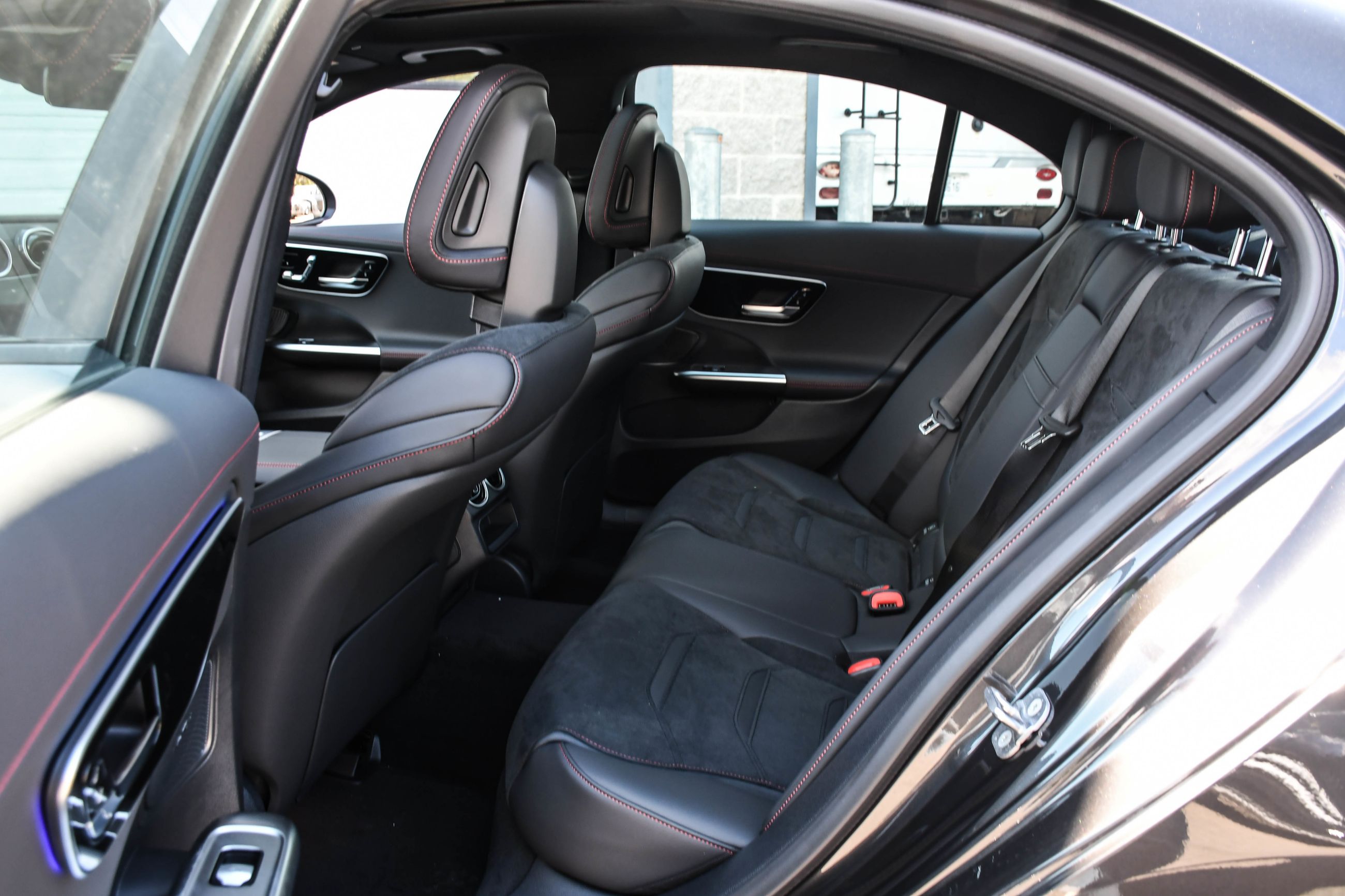 Mercedes-Benz C-Class  2026 à Dollard-des-Ormeaux, Québec
