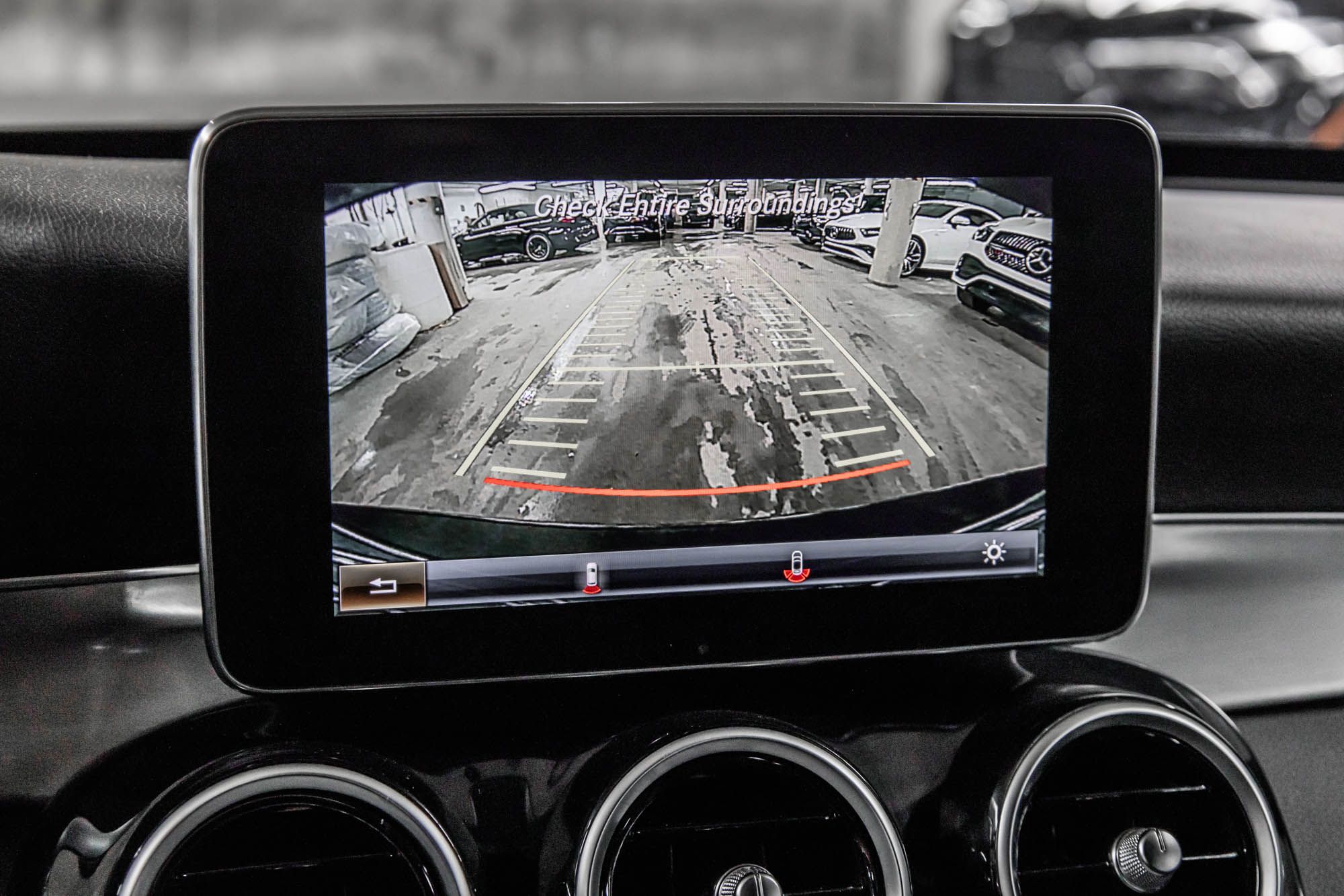 Mercedes-Benz C300  2016 à Dollard-des-Ormeaux, Québec