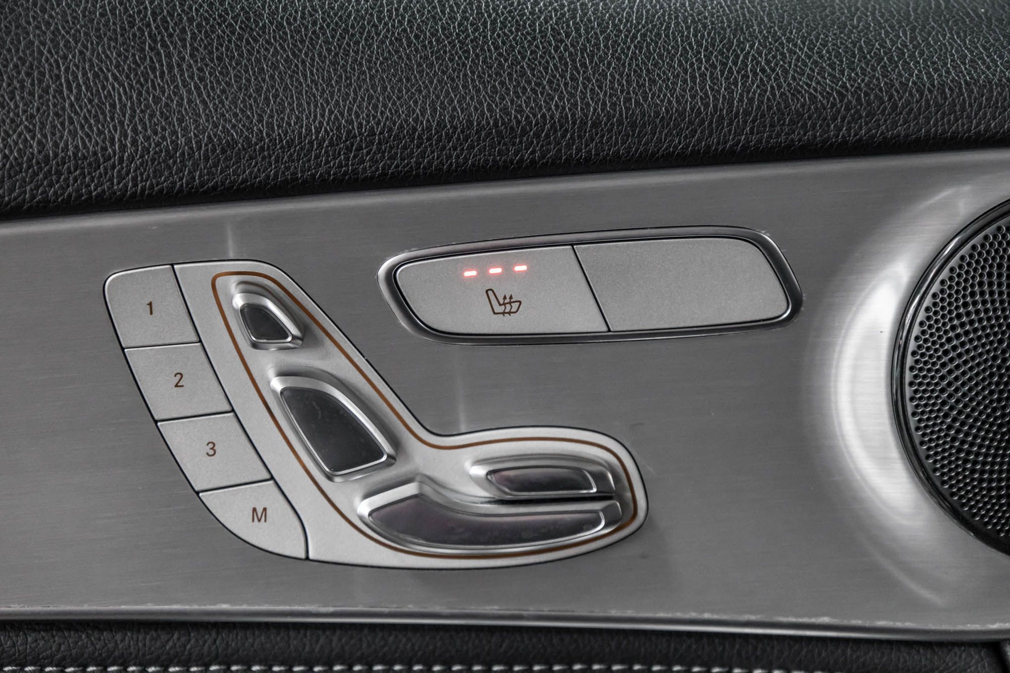 Mercedes-Benz C300  2016 à Dollard-des-Ormeaux, Québec