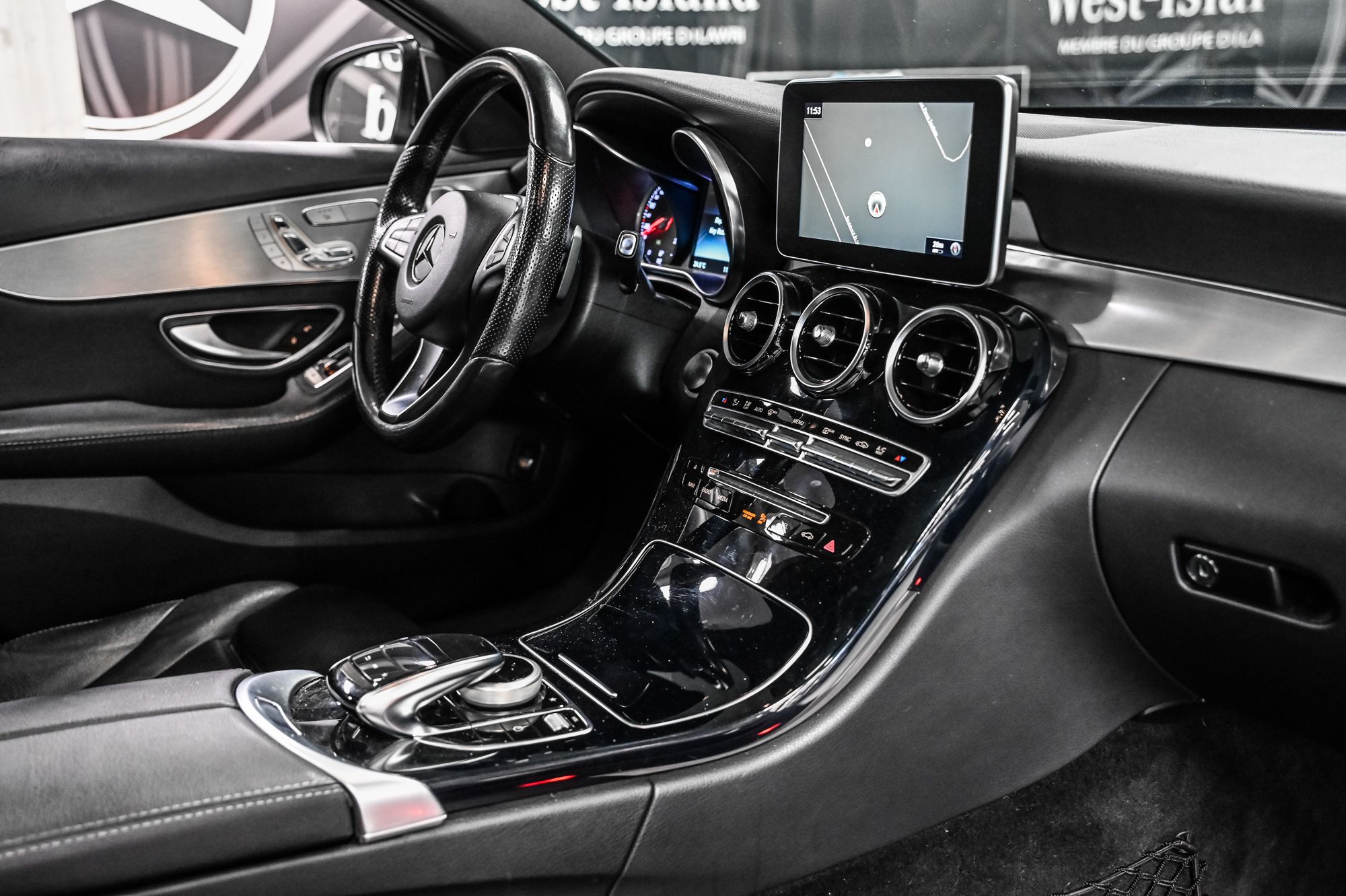 Mercedes-Benz C300  2017 à Dollard-des-Ormeaux, Québec