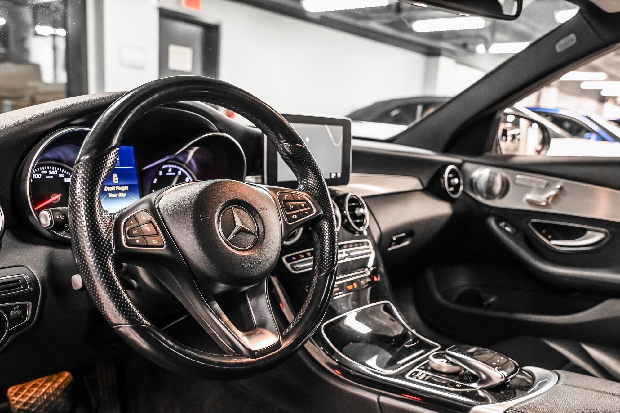 Mercedes-Benz C300  2017 à Dollard-des-Ormeaux, Québec
