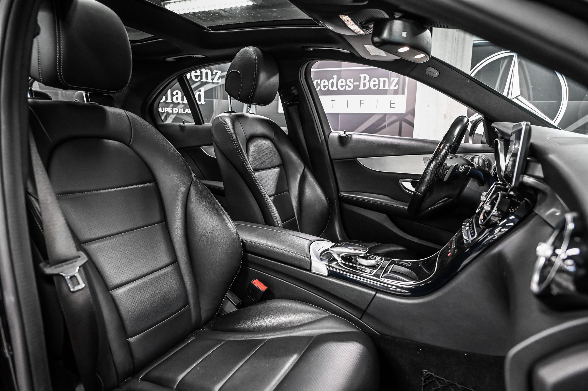 Mercedes-Benz C300  2017 à Dollard-des-Ormeaux, Québec