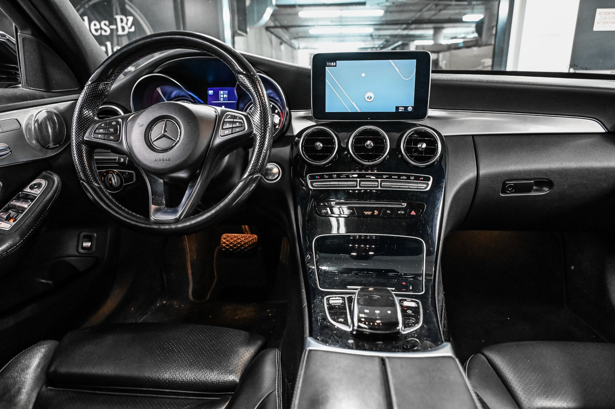 Mercedes-Benz C300  2017 à Dollard-des-Ormeaux, Québec