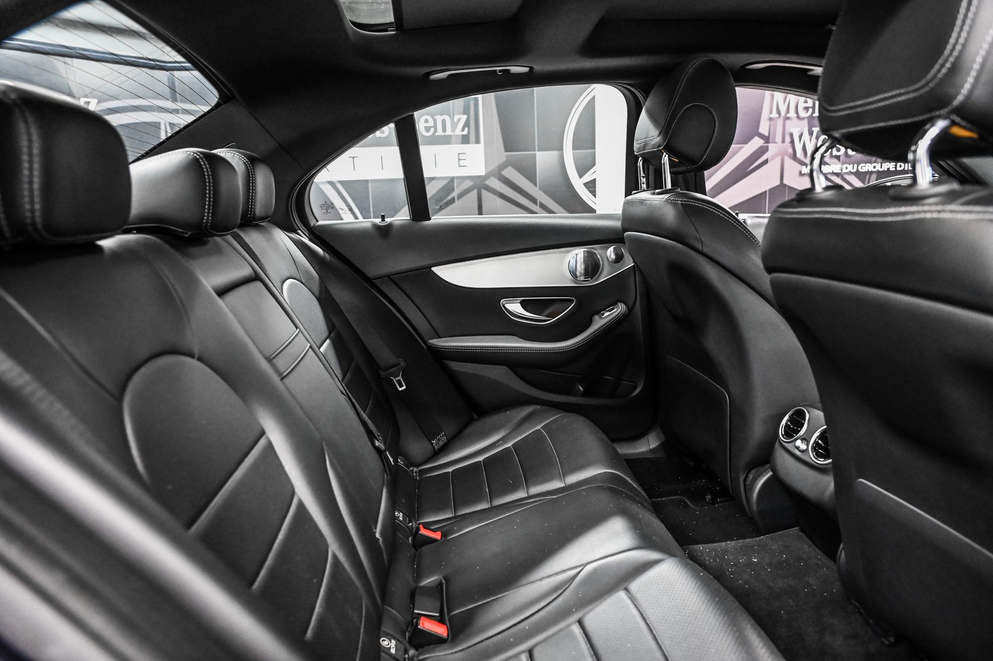 Mercedes-Benz C300  2017 à Dollard-des-Ormeaux, Québec