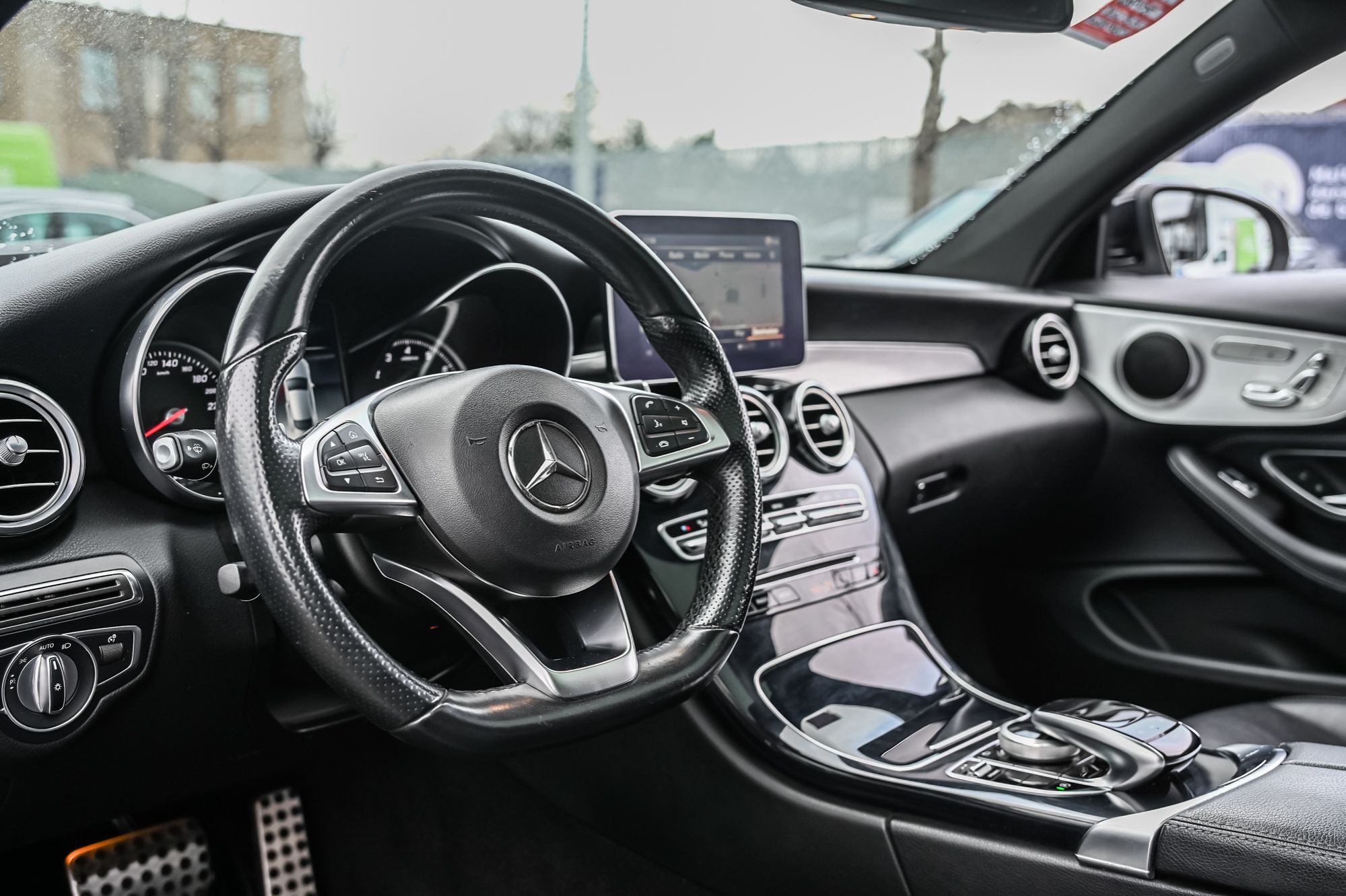 Mercedes-Benz C300  2018
