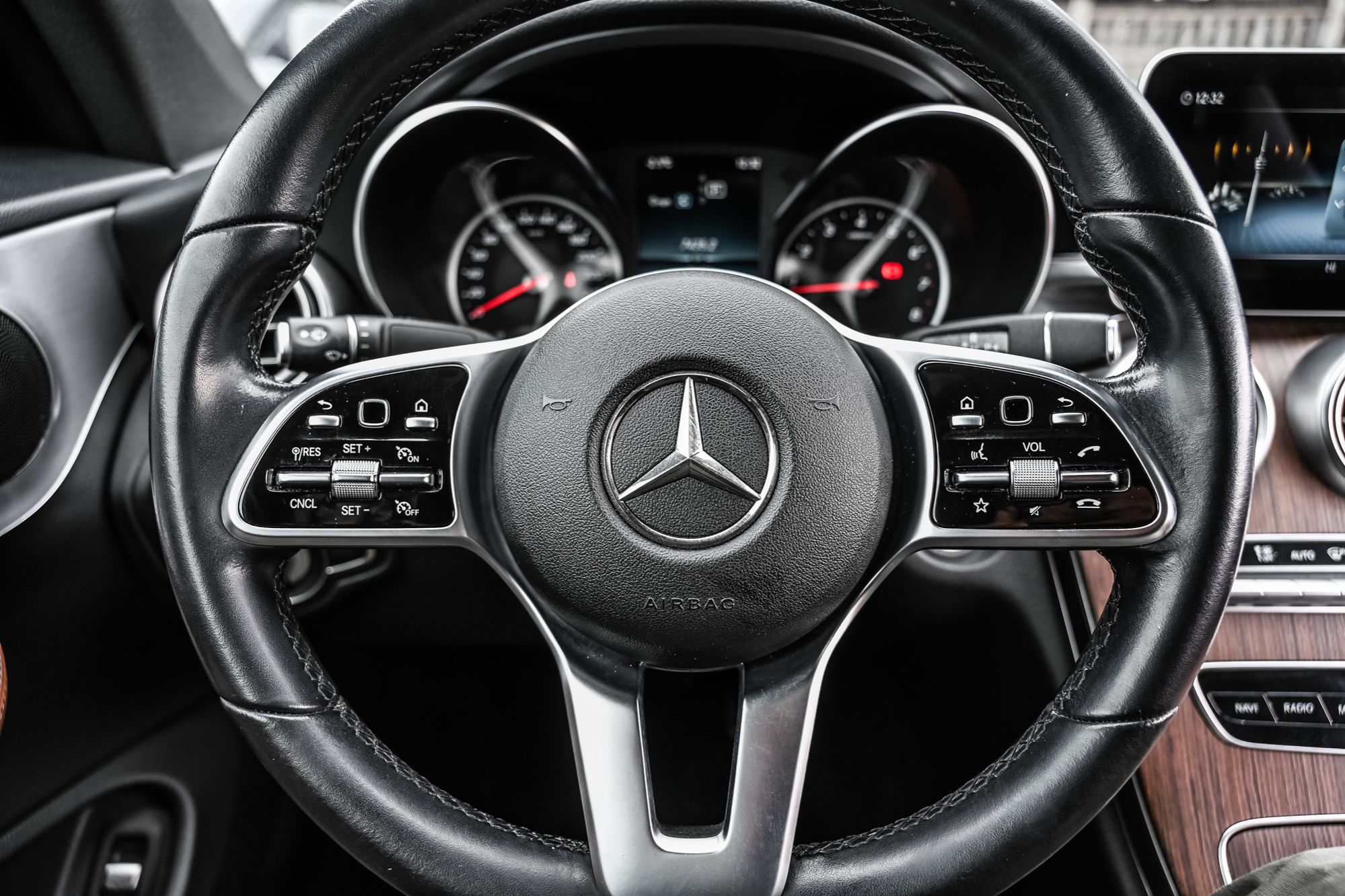 Mercedes-Benz C300  2019