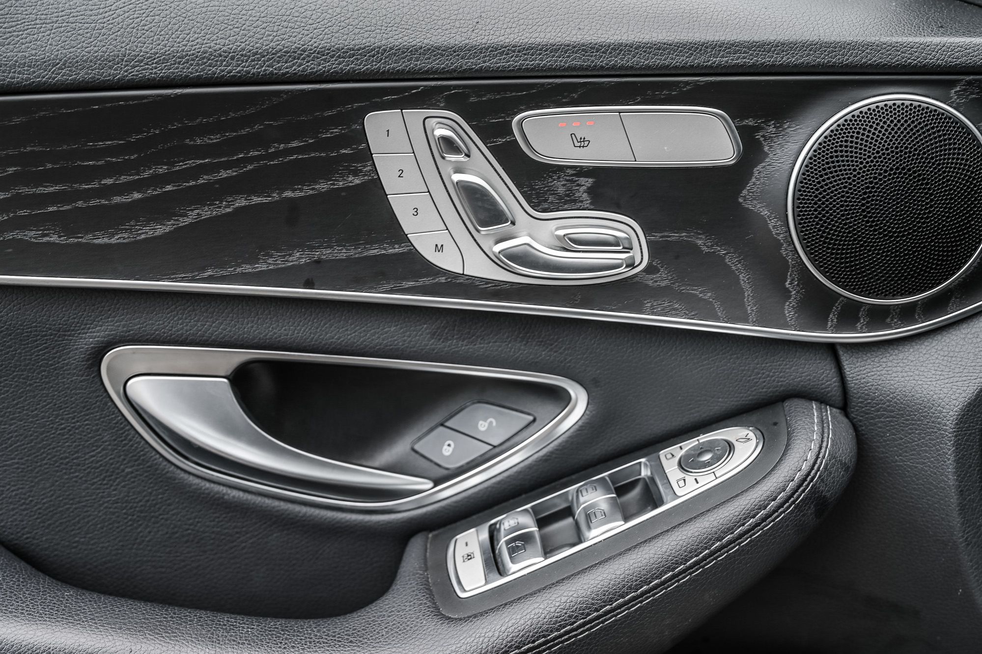 2019 Mercedes-Benz C300