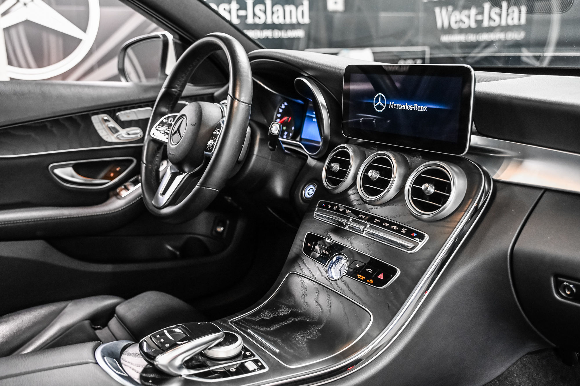 Mercedes-Benz C300  2020 à Dollard-des-Ormeaux, Québec