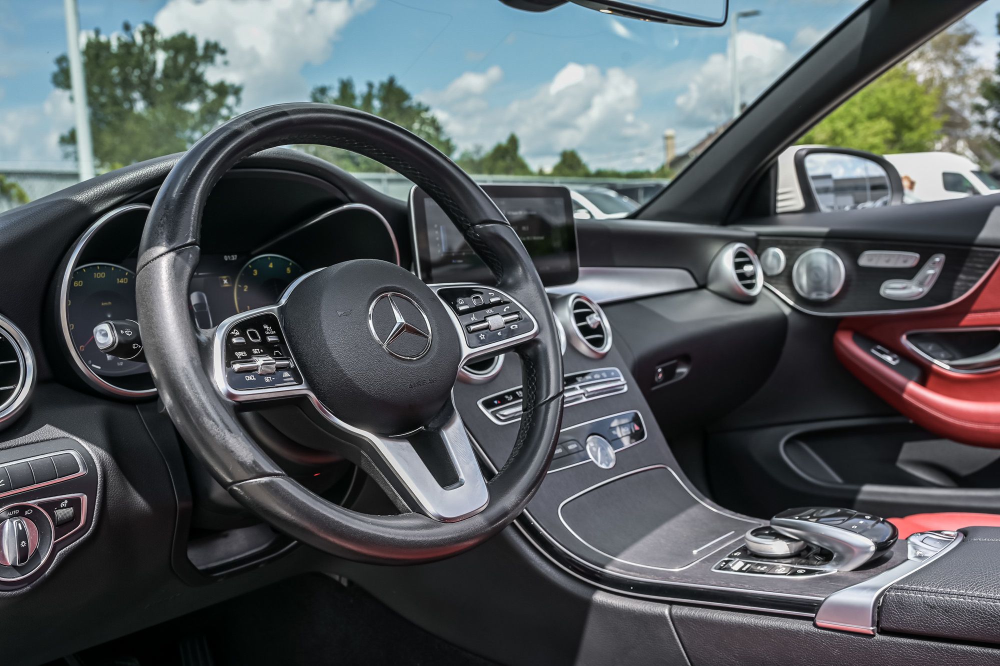 2020 Mercedes-Benz C300