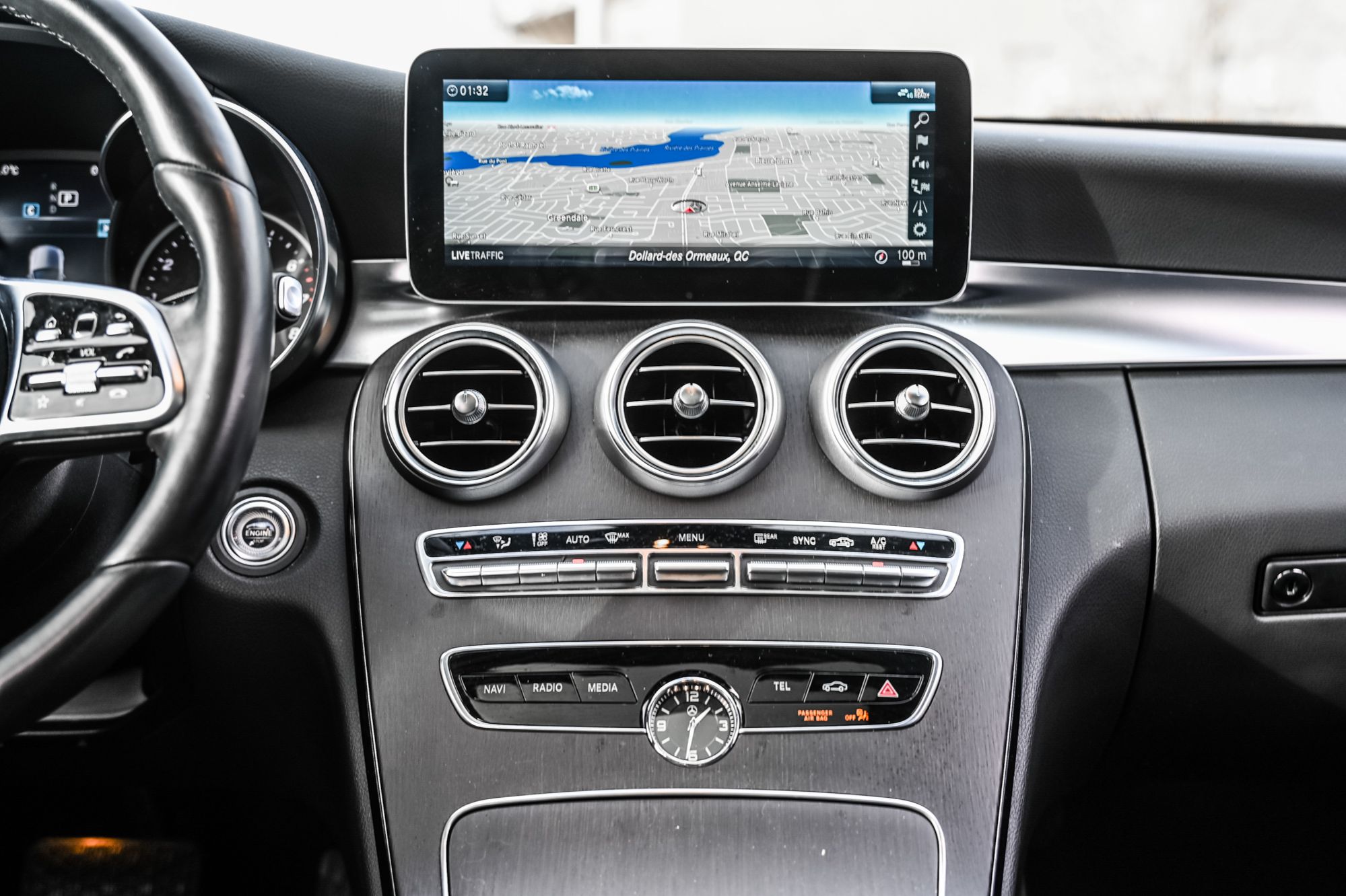 Mercedes-Benz C300  2021