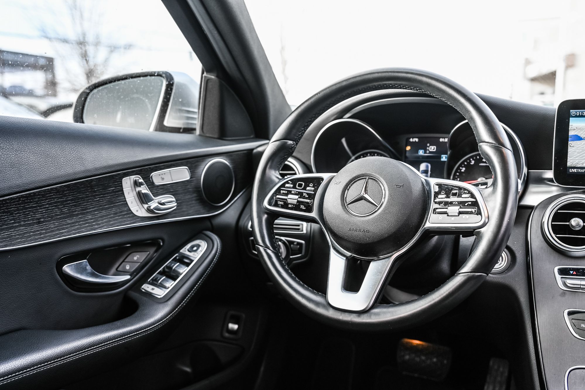 Mercedes-Benz C300  2021