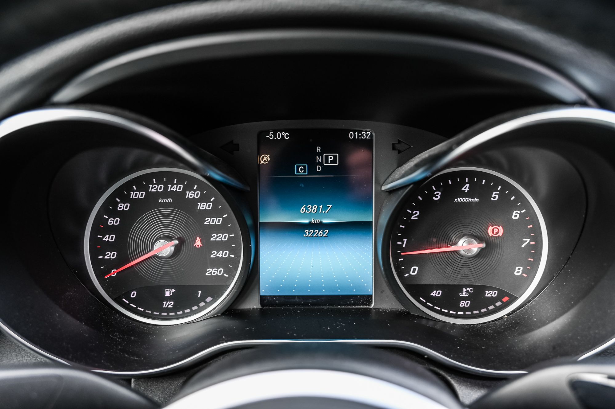 Mercedes-Benz C300  2021