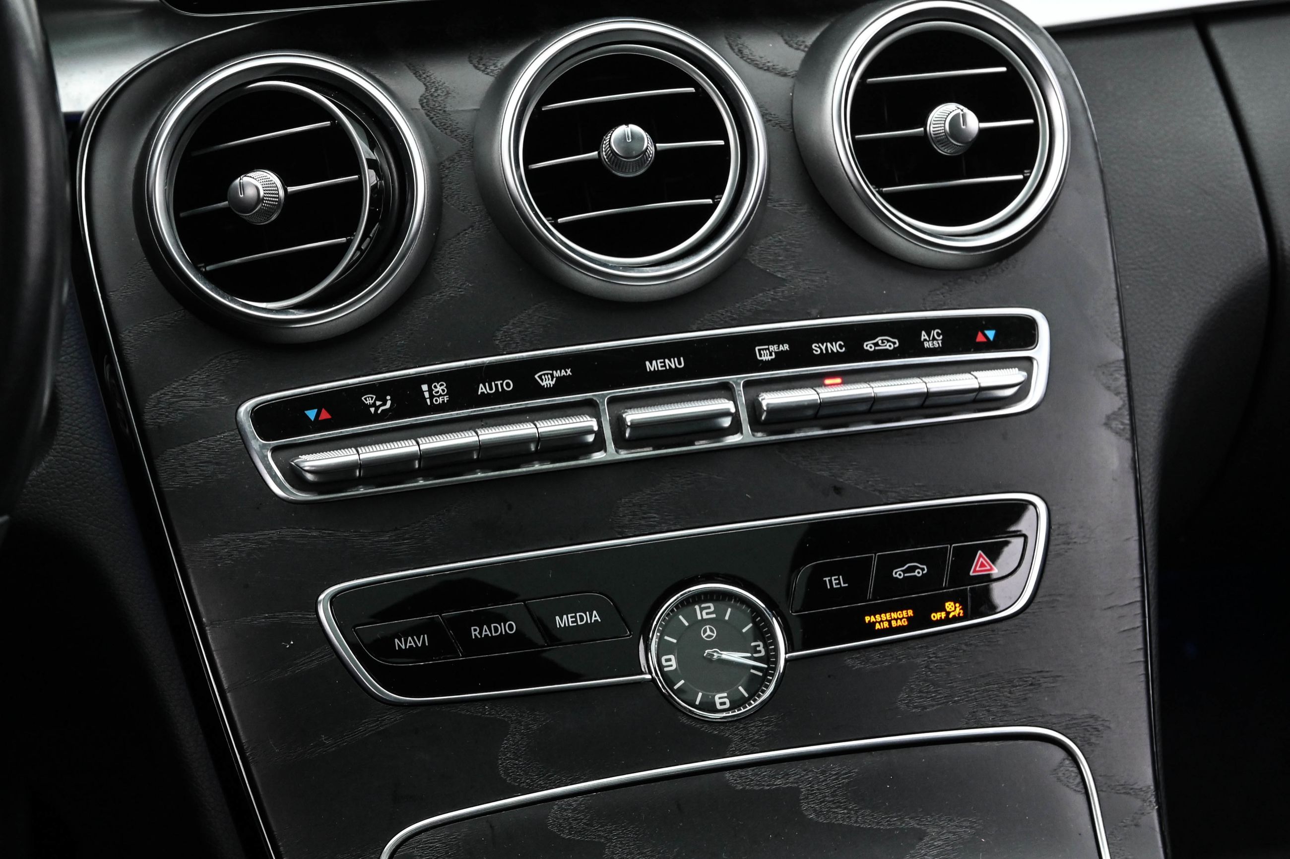 Mercedes-Benz C300  2021