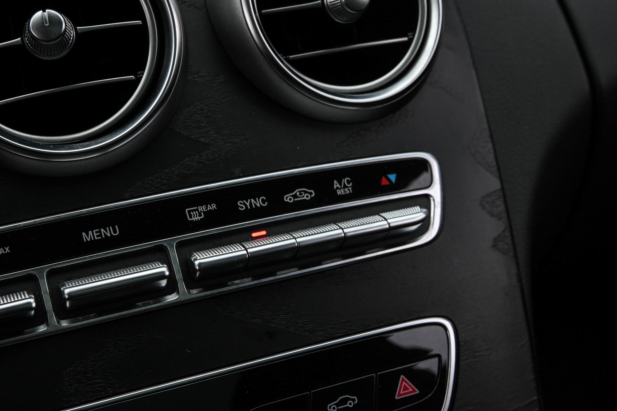 Mercedes-Benz C300  2021