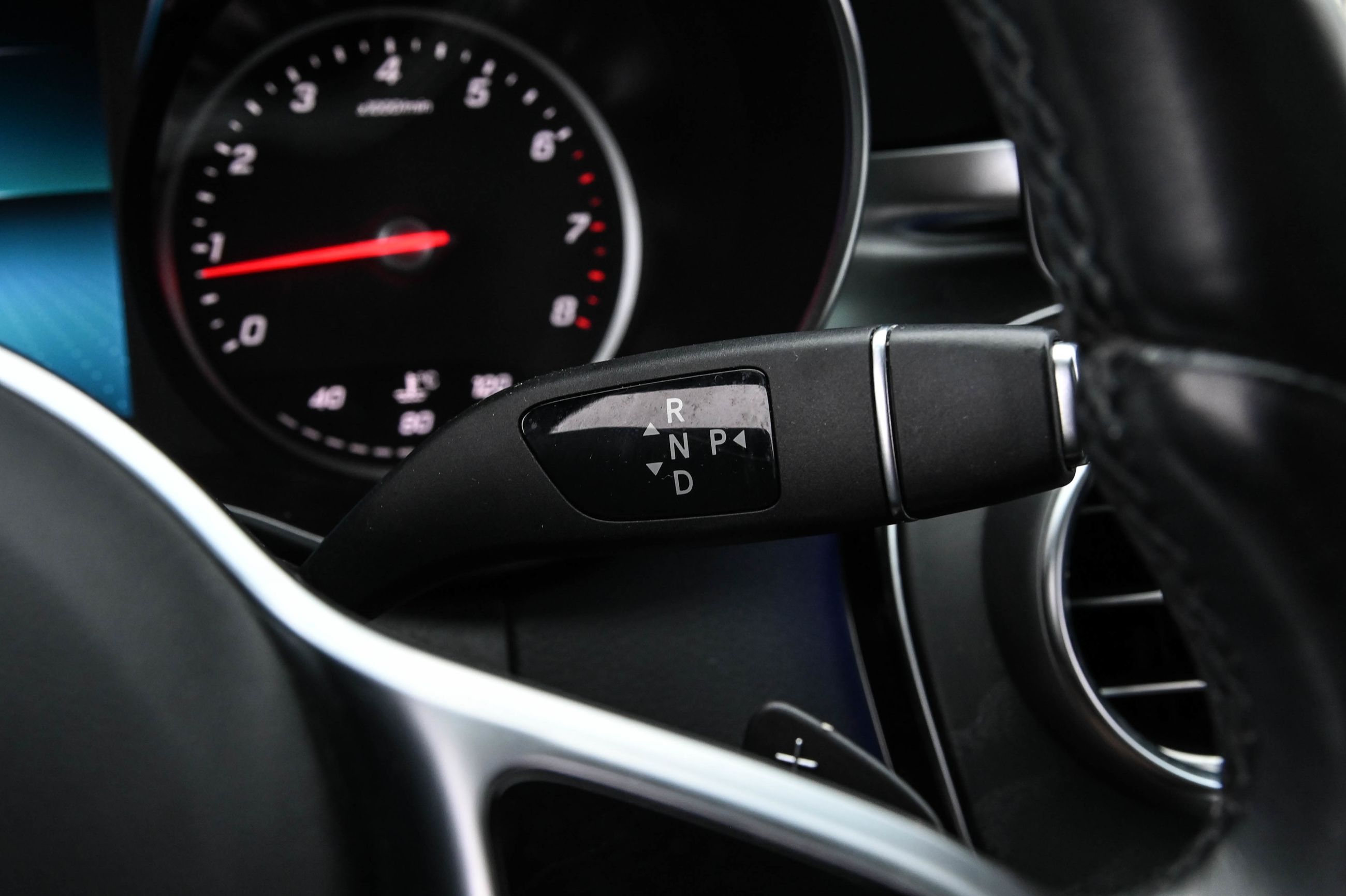 Mercedes-Benz C300  2021