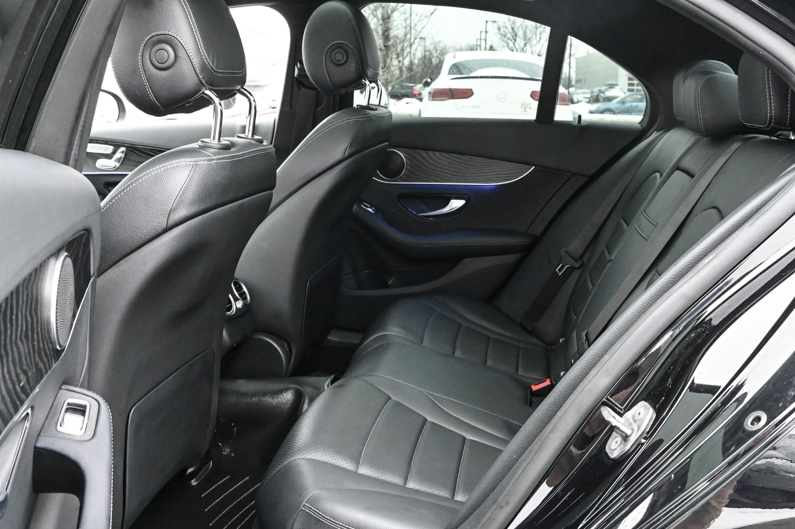 Mercedes-Benz C300  2021