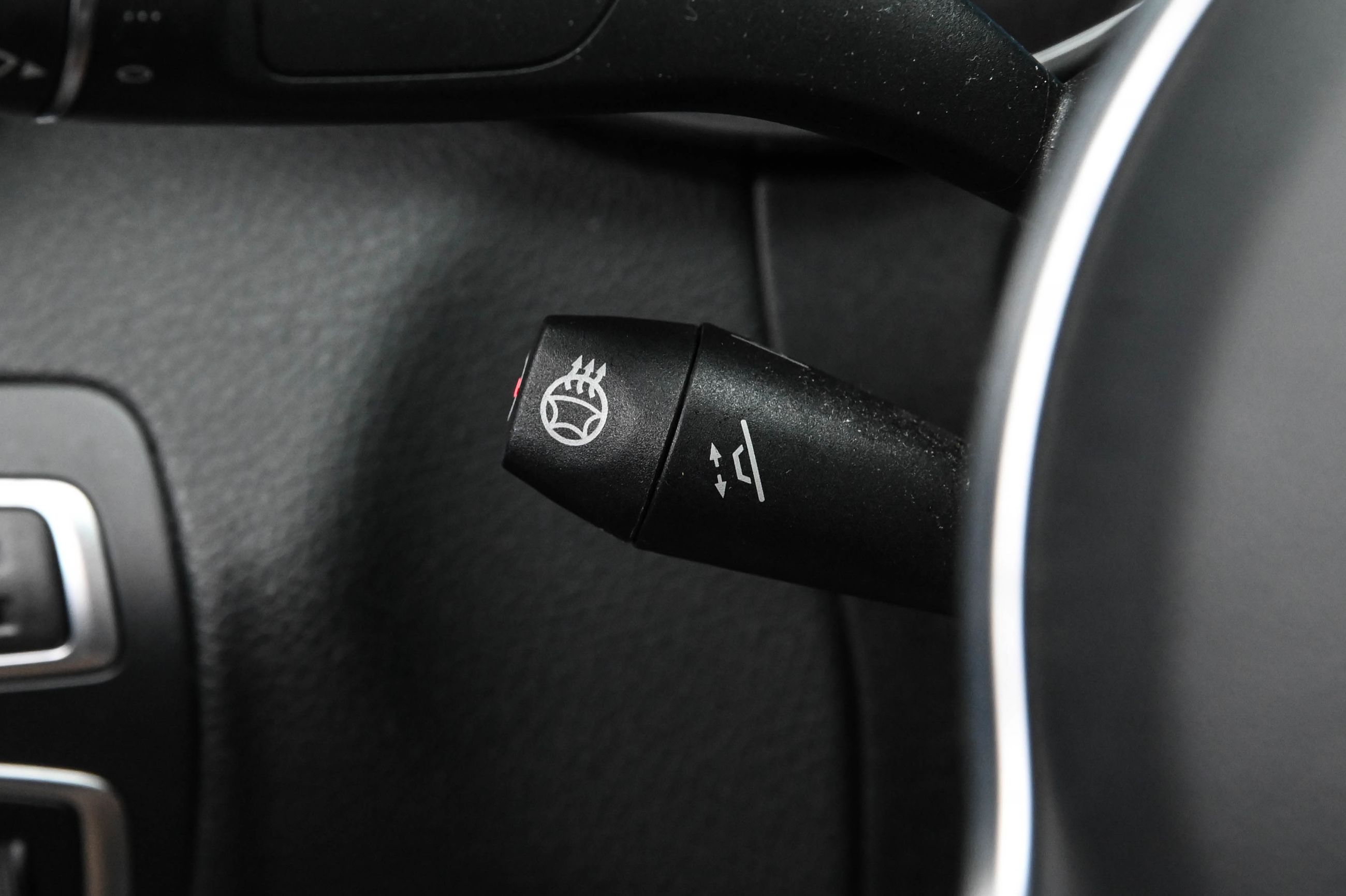 Mercedes-Benz C300  2021