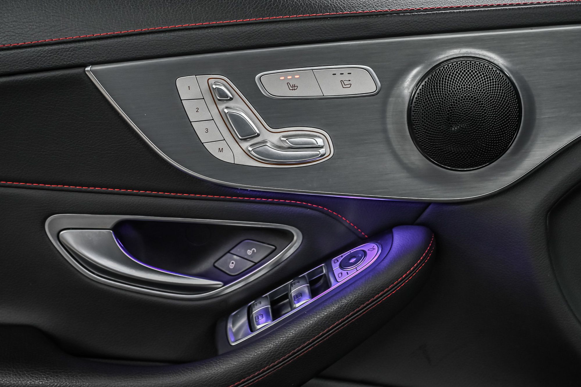 2022 Mercedes-Benz C300