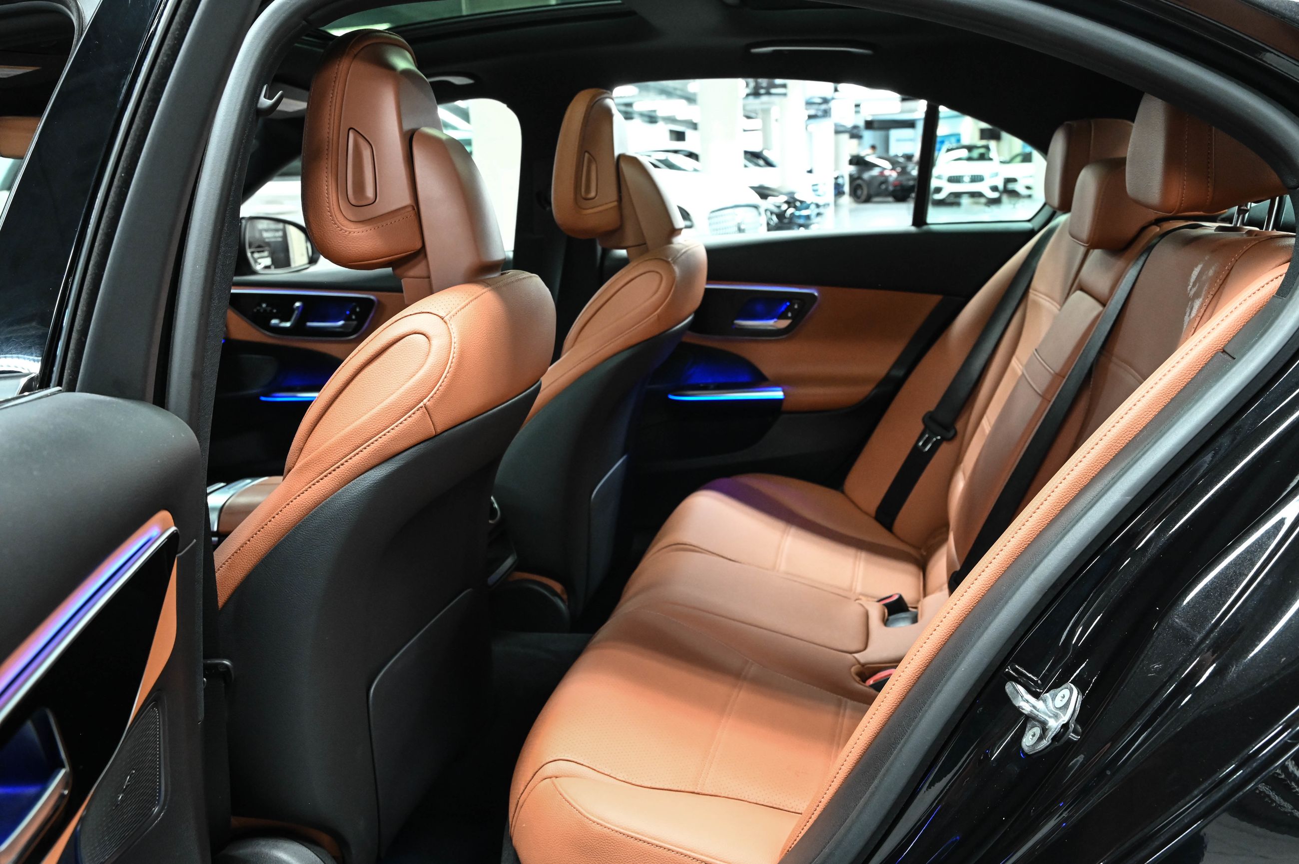 2023 Mercedes-Benz C300