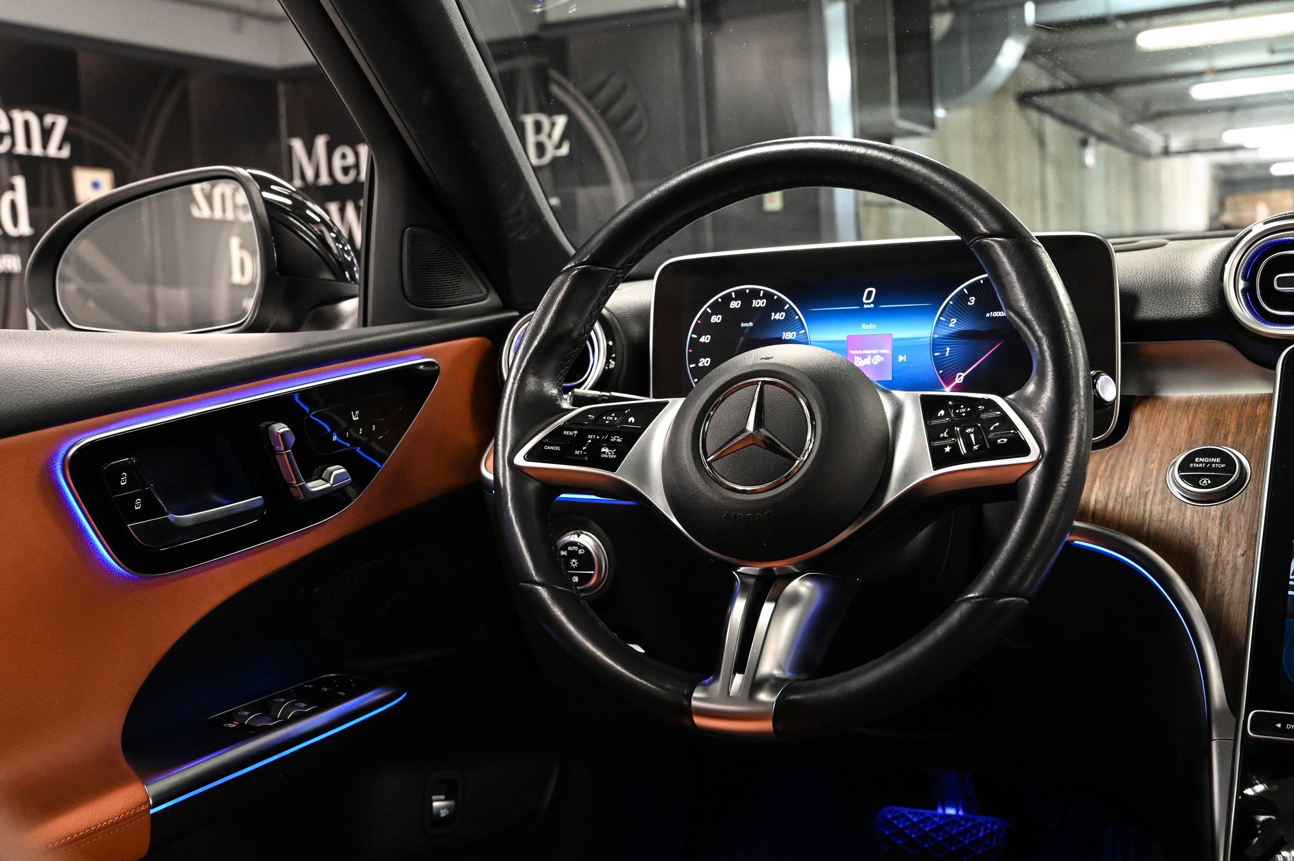 2023 Mercedes-Benz C300