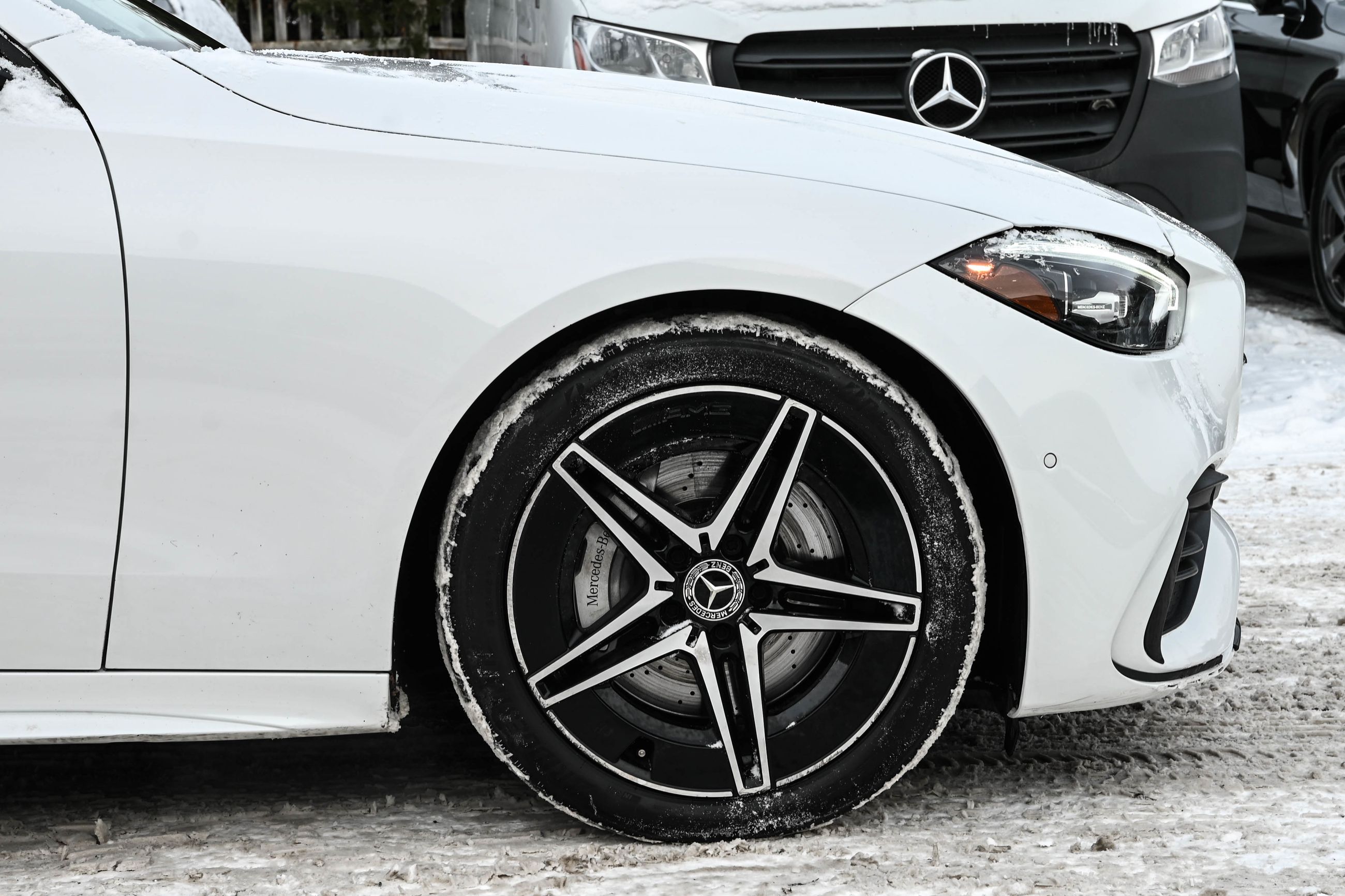 Mercedes-Benz C300  2023