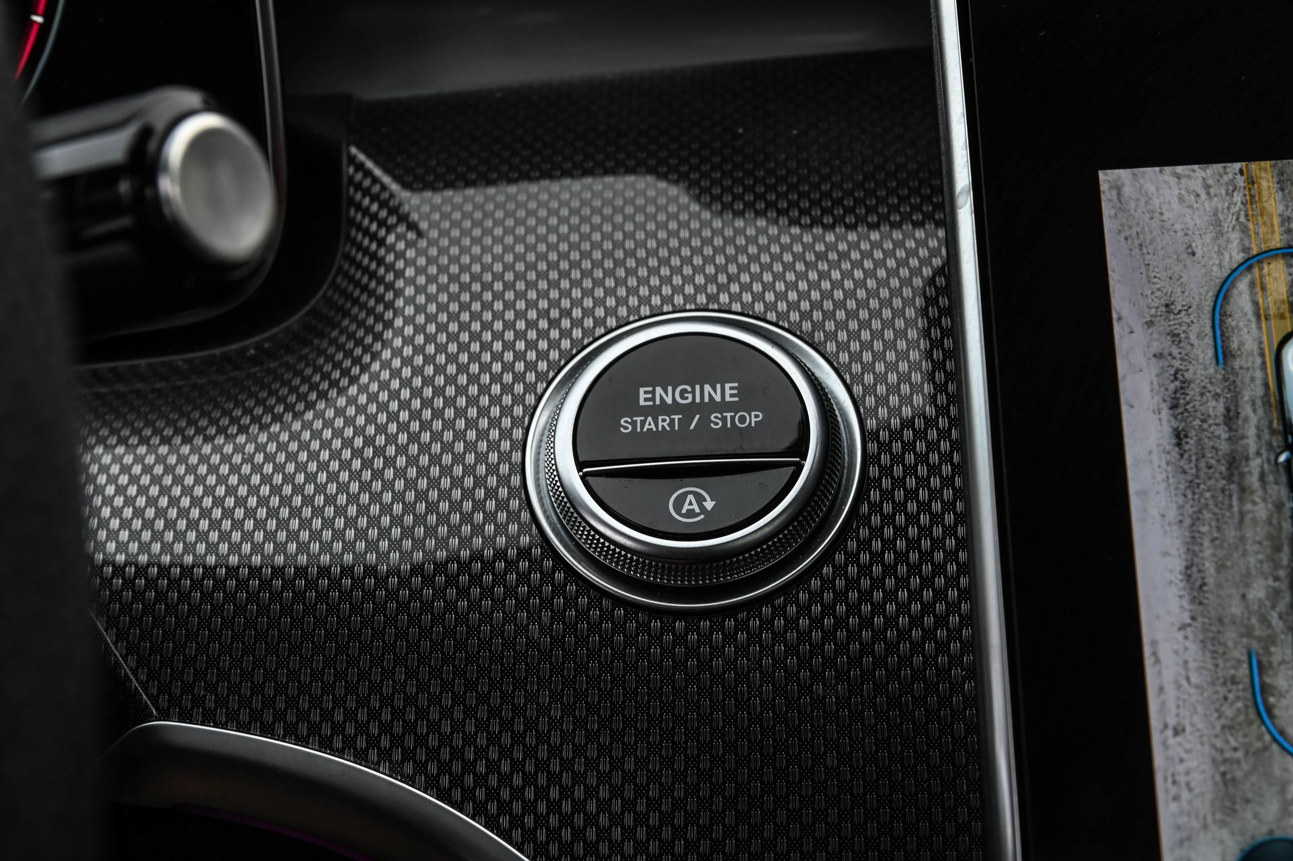 Mercedes-Benz C300  2023