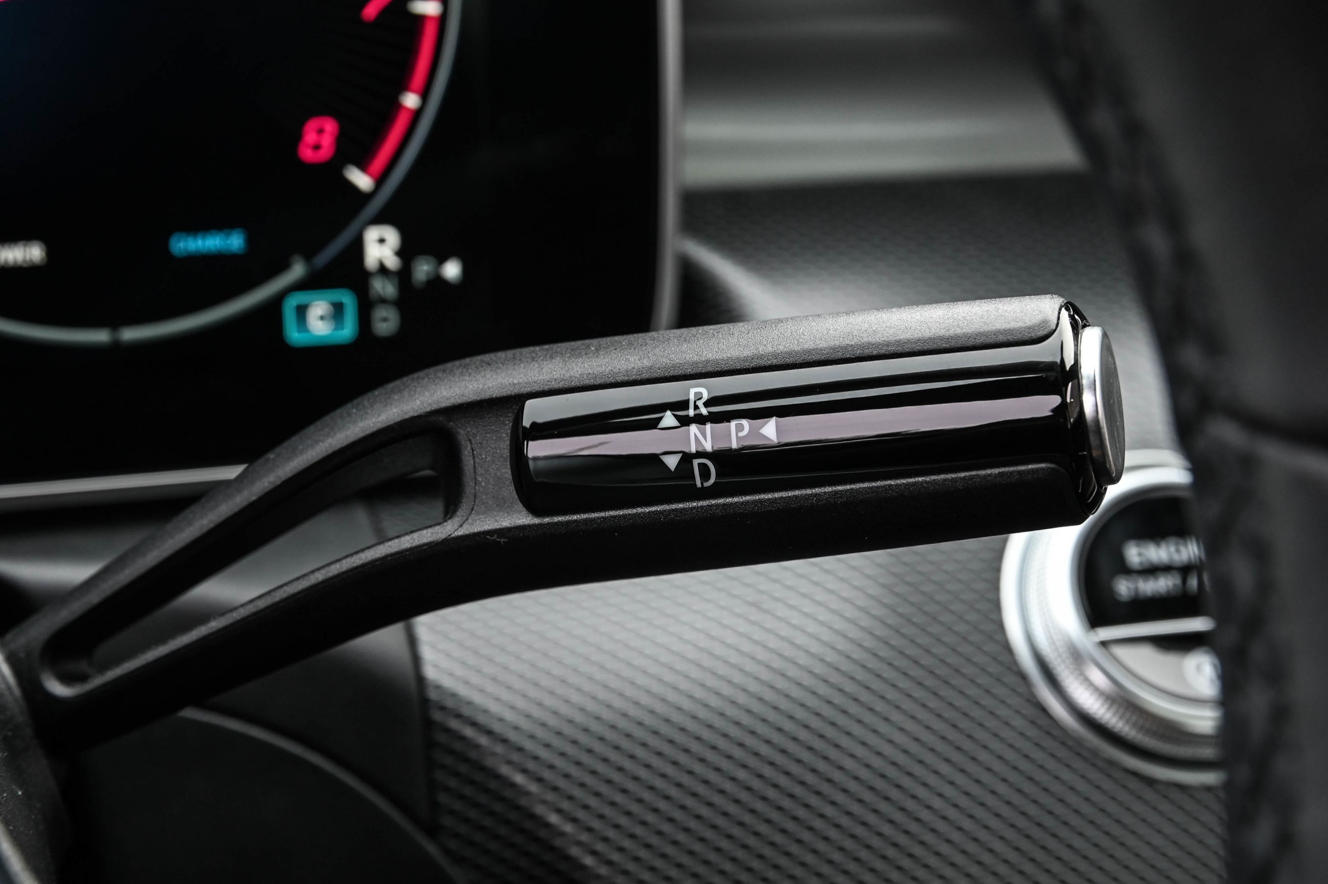 Mercedes-Benz C300  2023