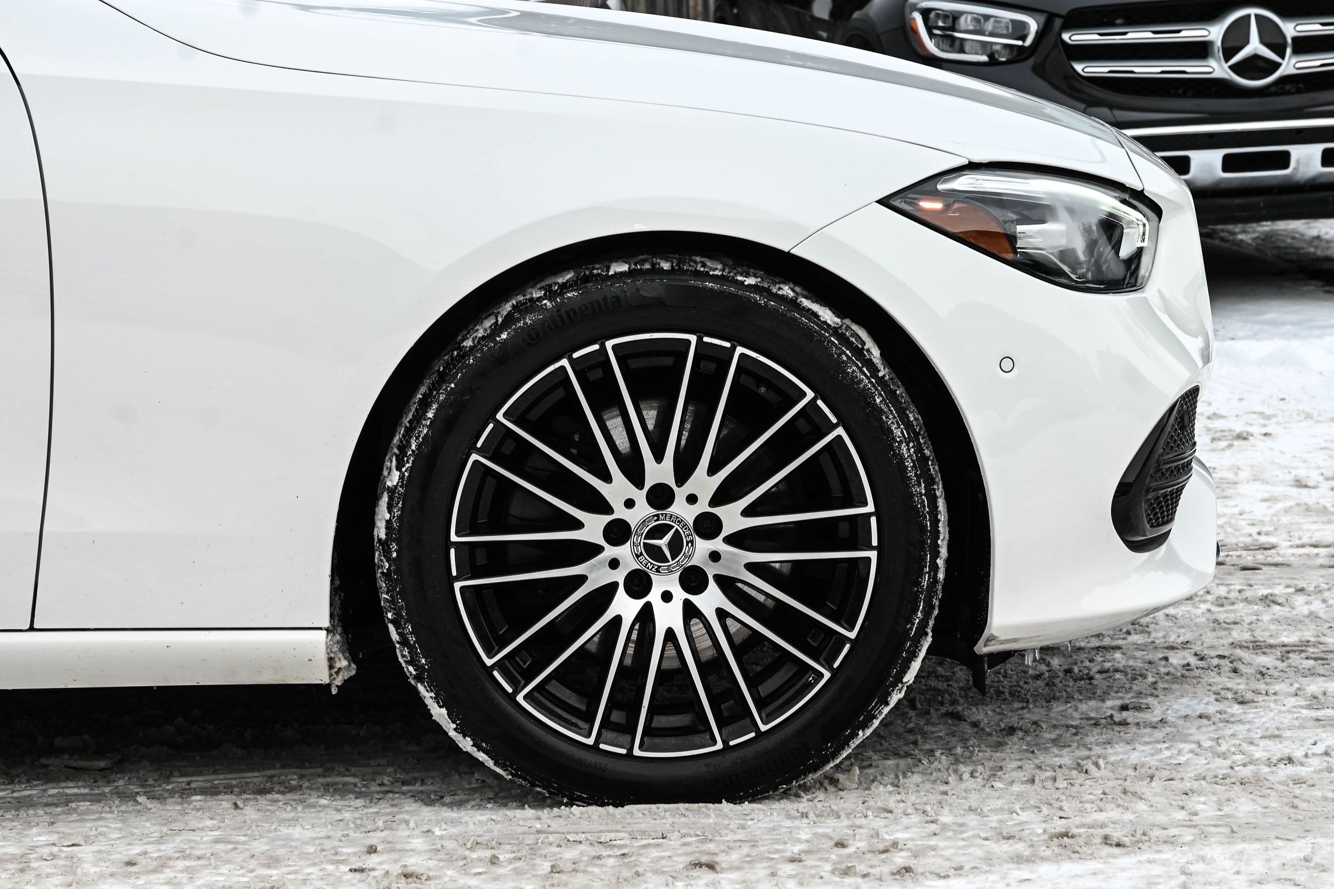 Mercedes-Benz C300  2023