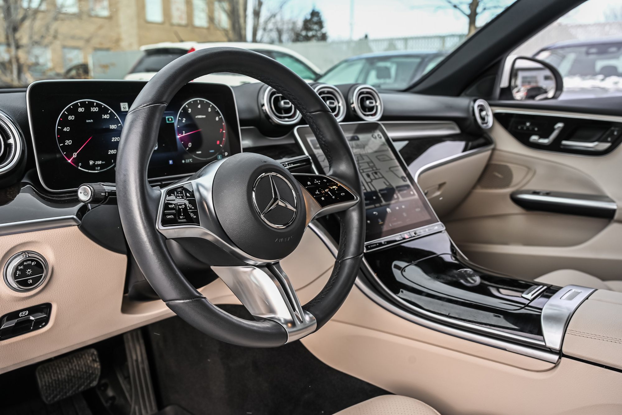 Mercedes-Benz C300  2023