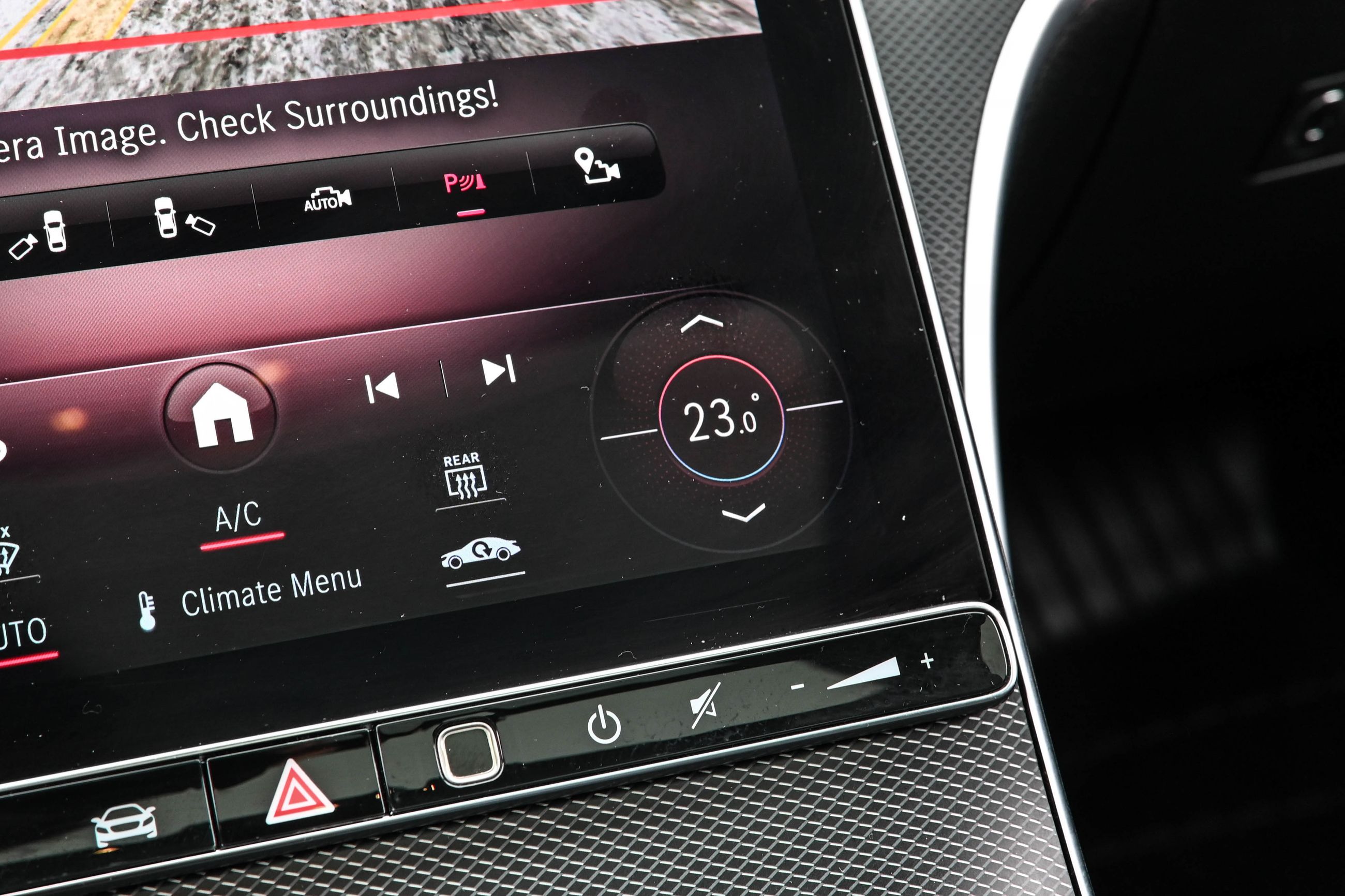 Mercedes-Benz C300  2023