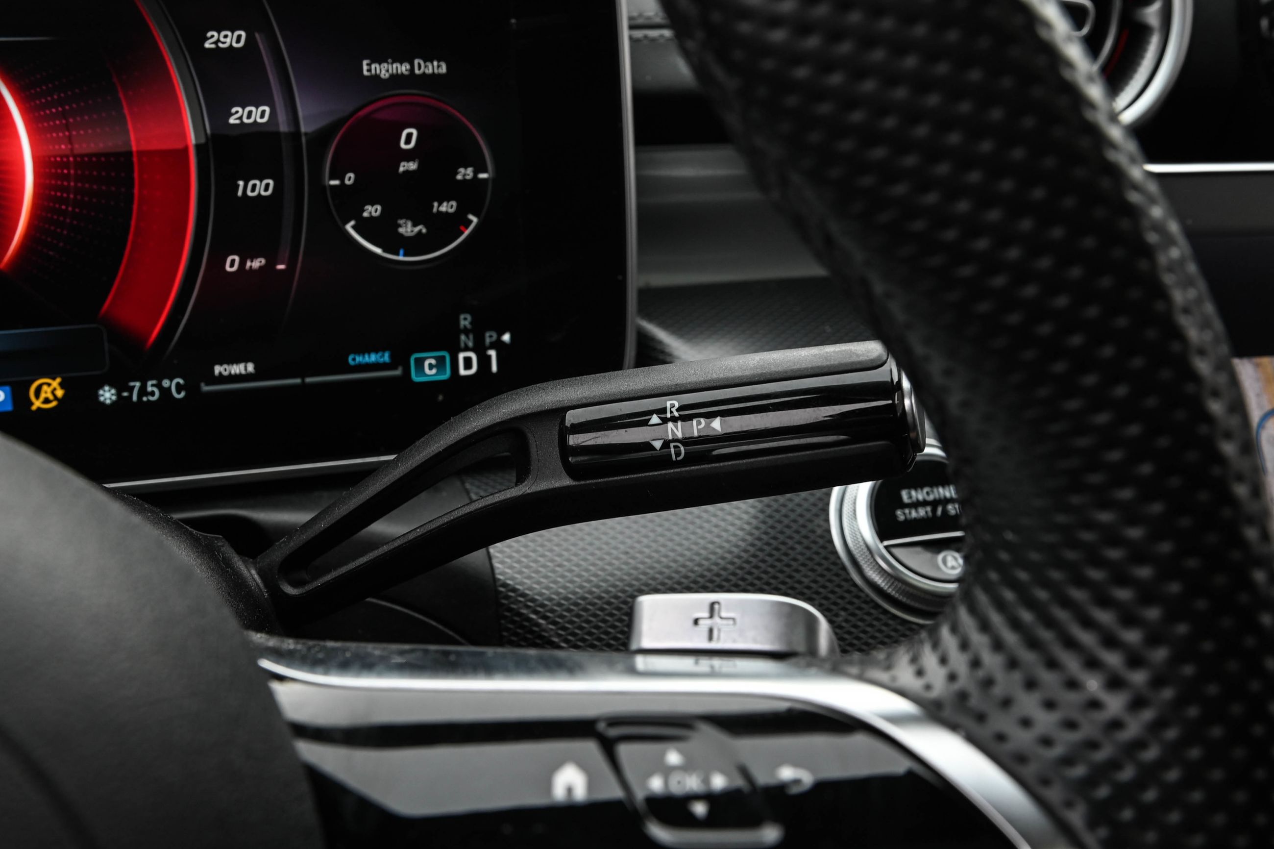 Mercedes-Benz C300  2023