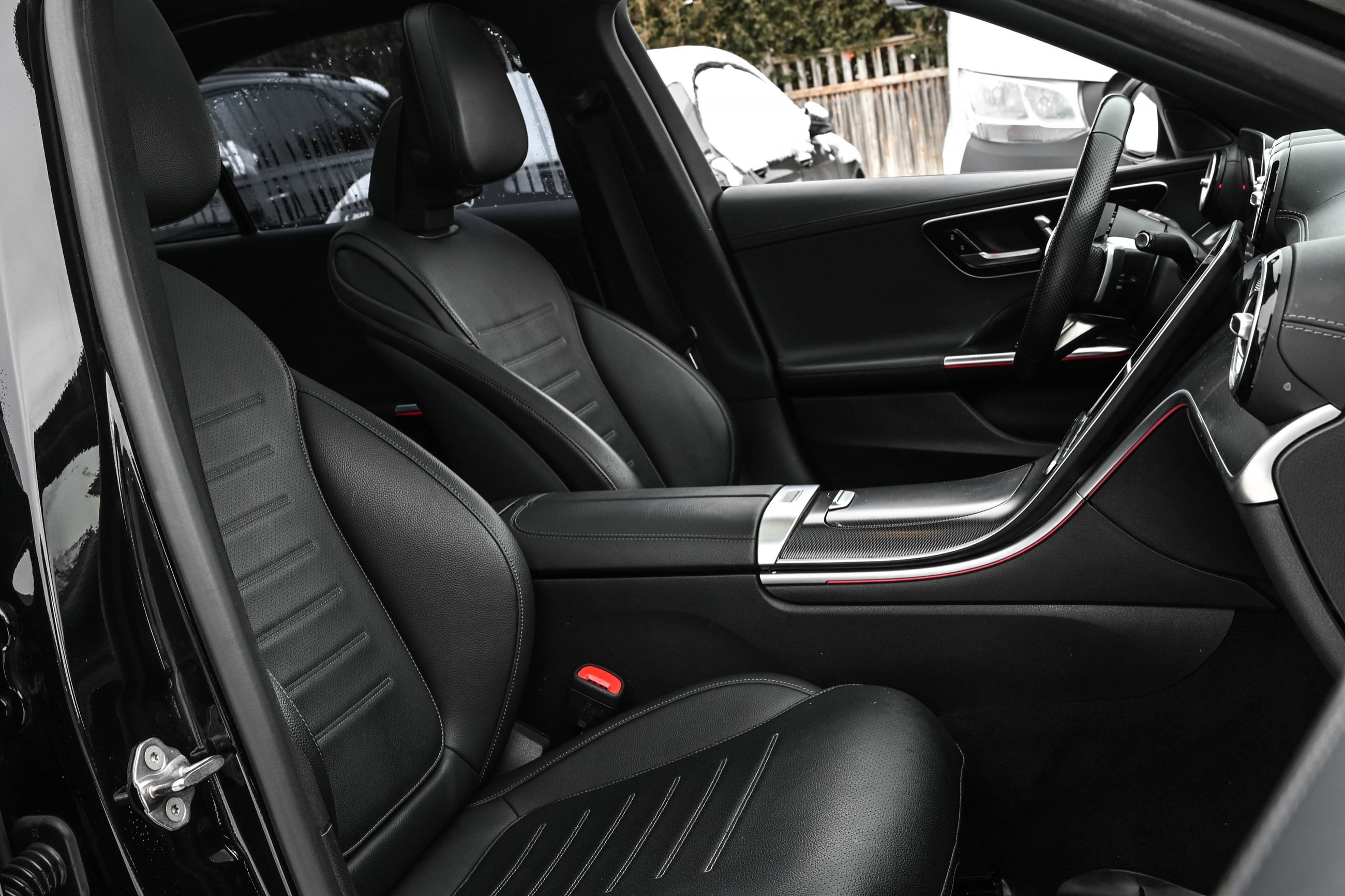 Mercedes-Benz C300  2023