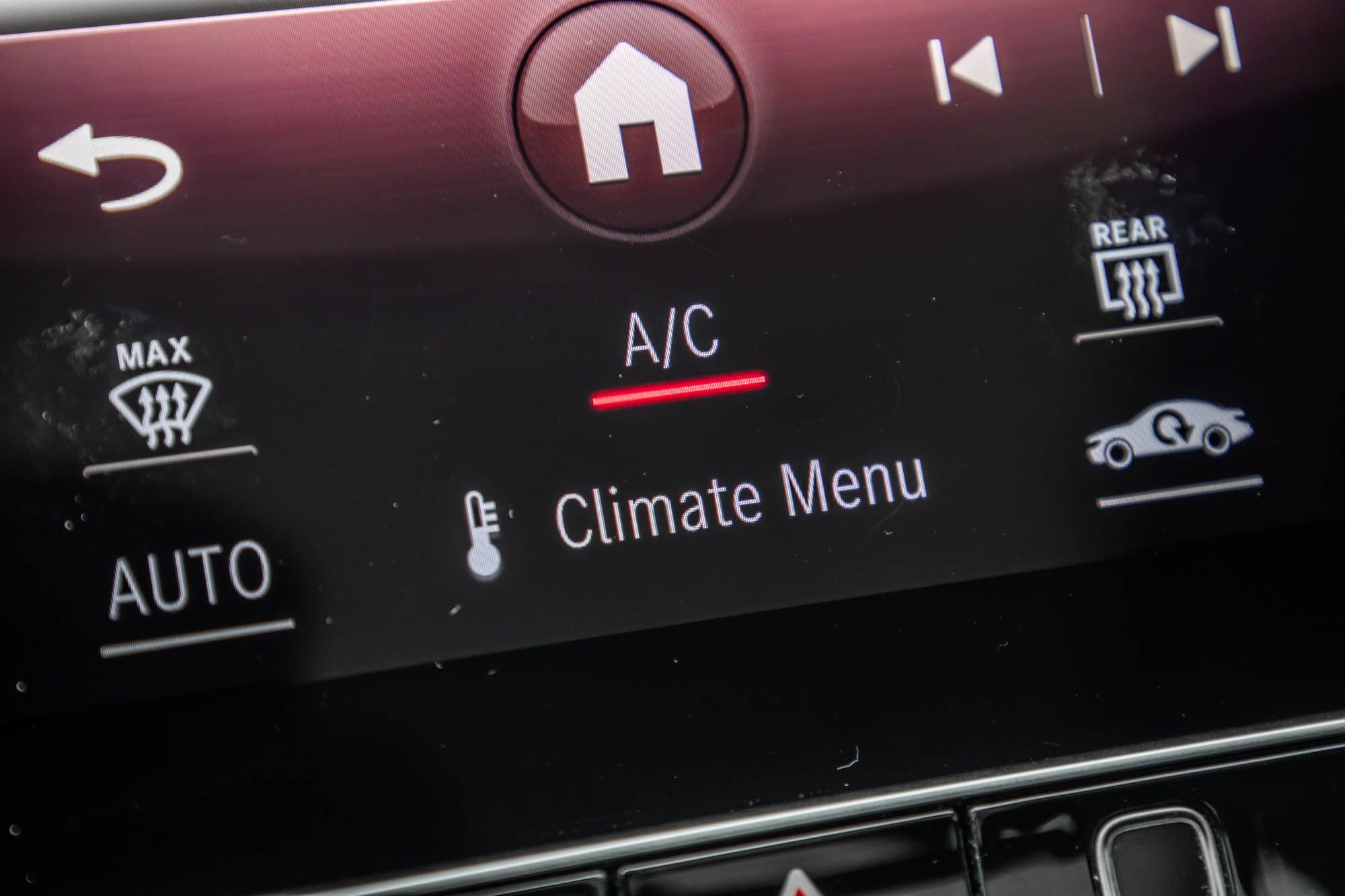 Mercedes-Benz C300  2023