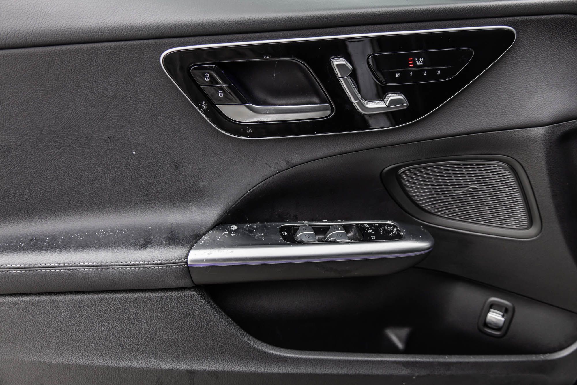 Mercedes-Benz C300  2023