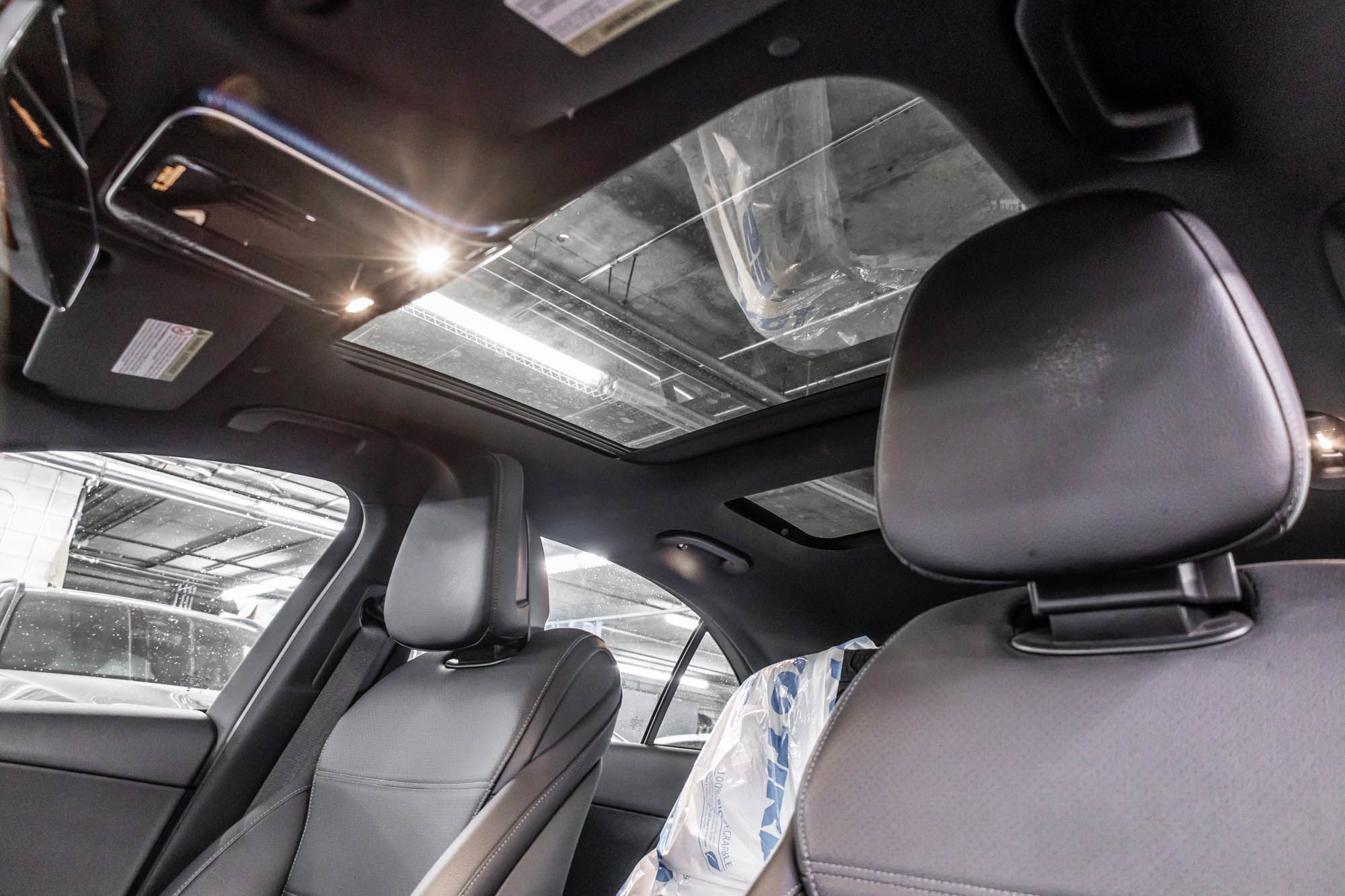 Mercedes-Benz C300  2023