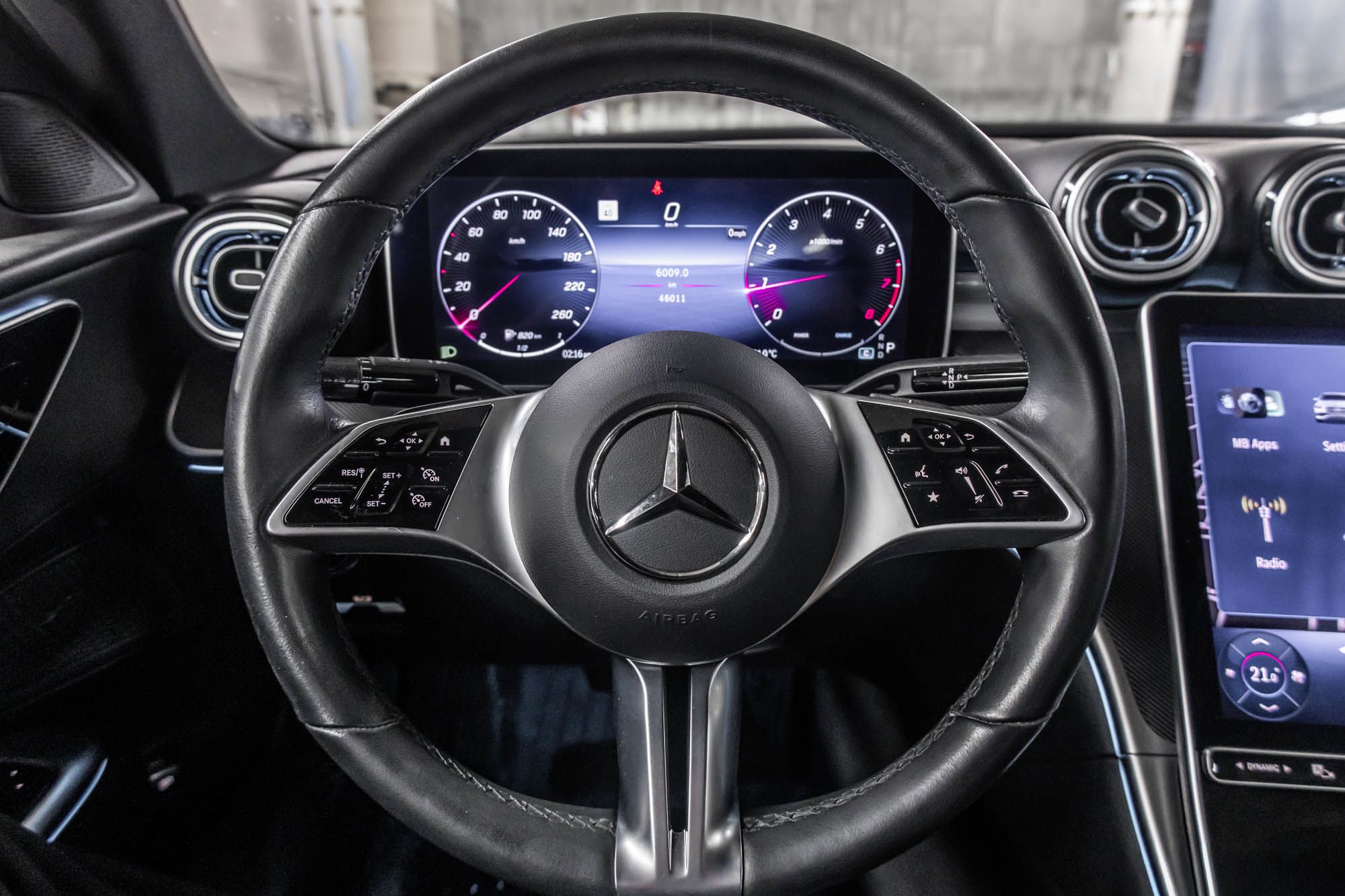 Mercedes-Benz C300  2023