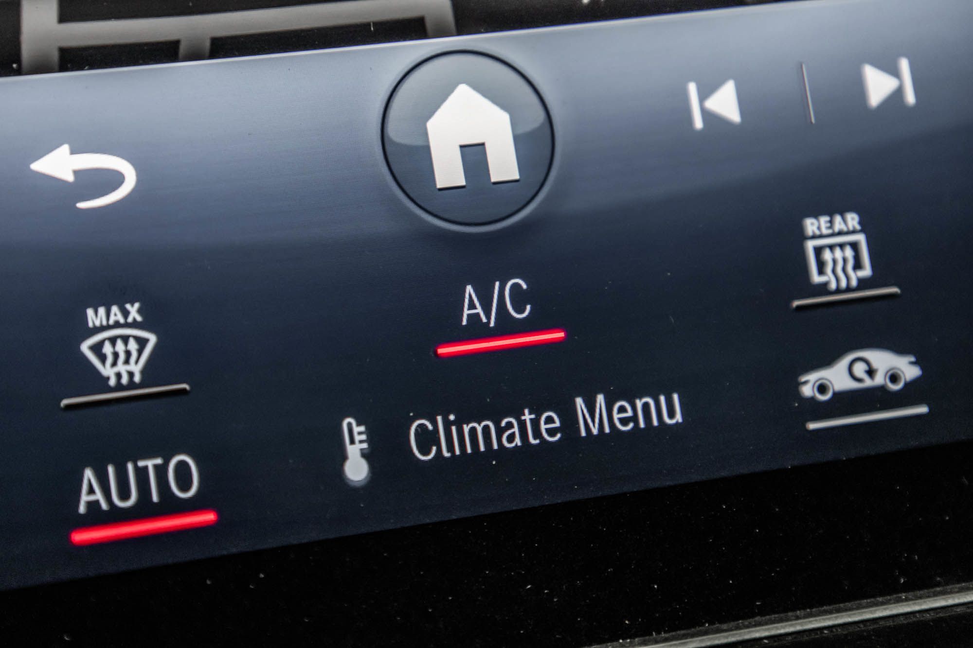 Mercedes-Benz C300  2023