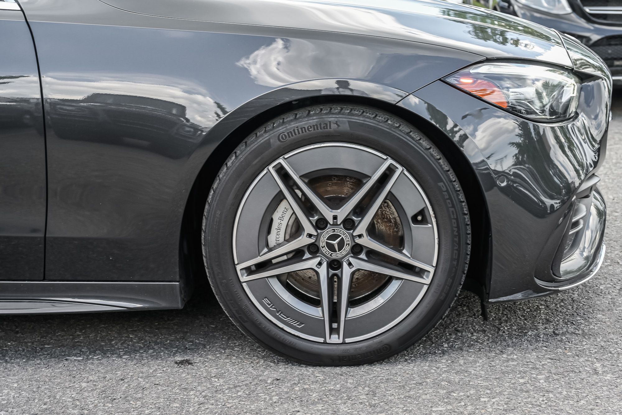 Mercedes-Benz C300  2023