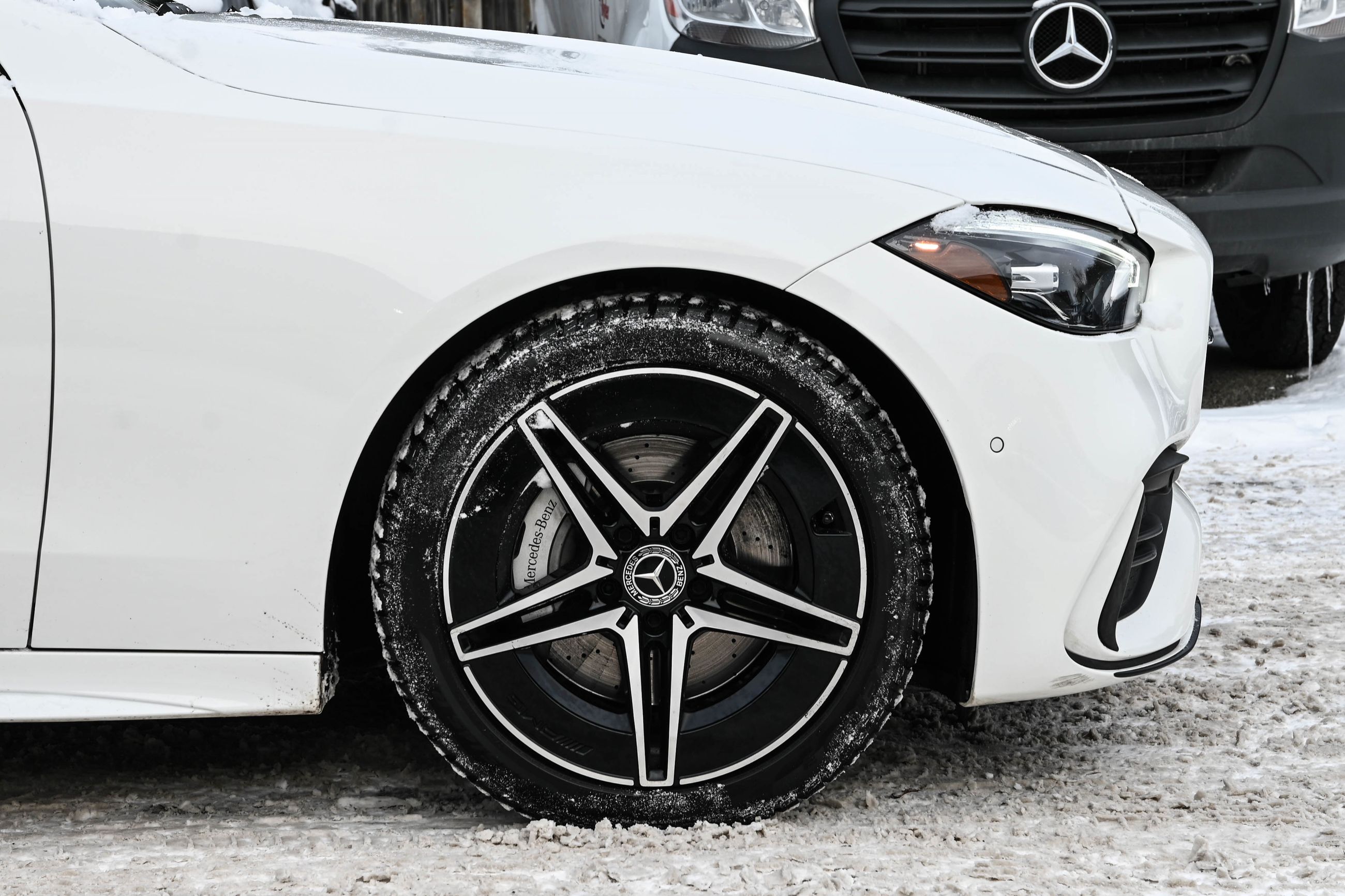 Mercedes-Benz C300  2024