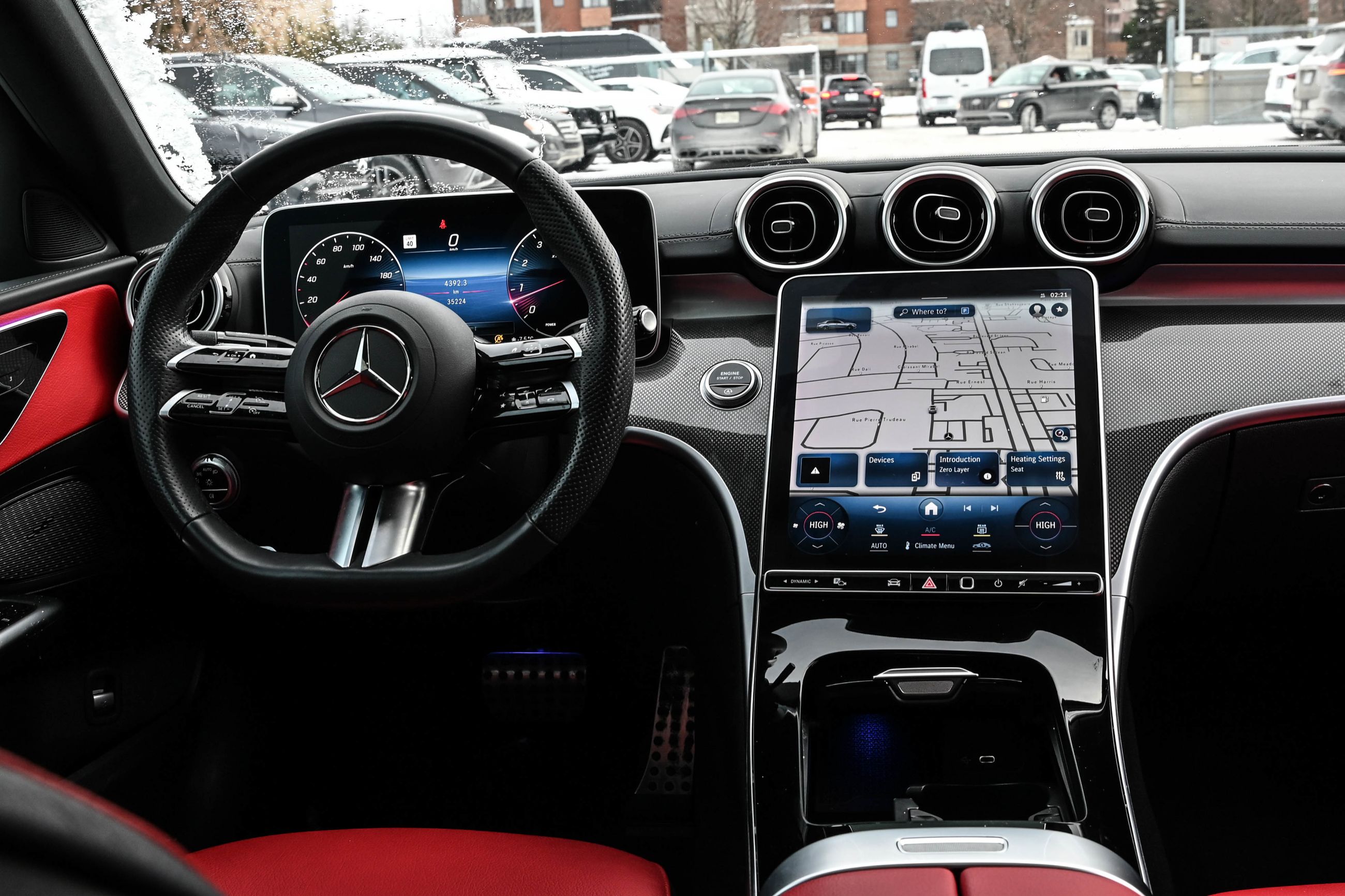 Mercedes-Benz C300  2024