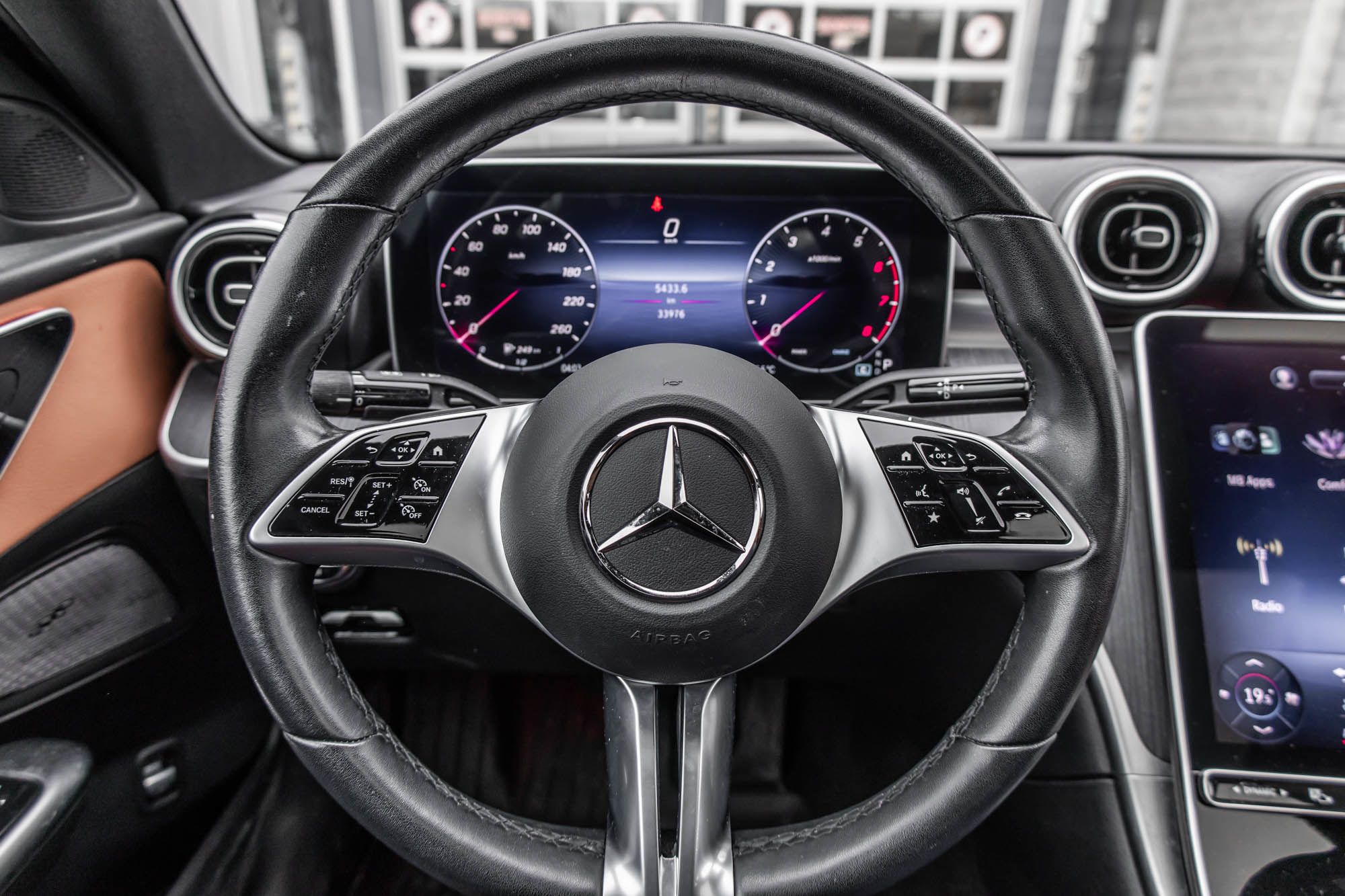 2024 Mercedes-Benz C300