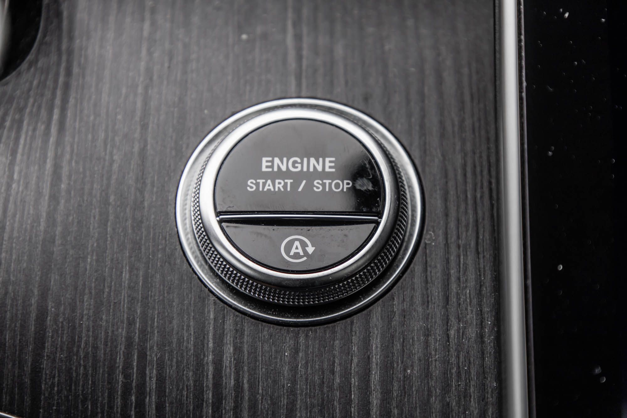 2024 Mercedes-Benz C300