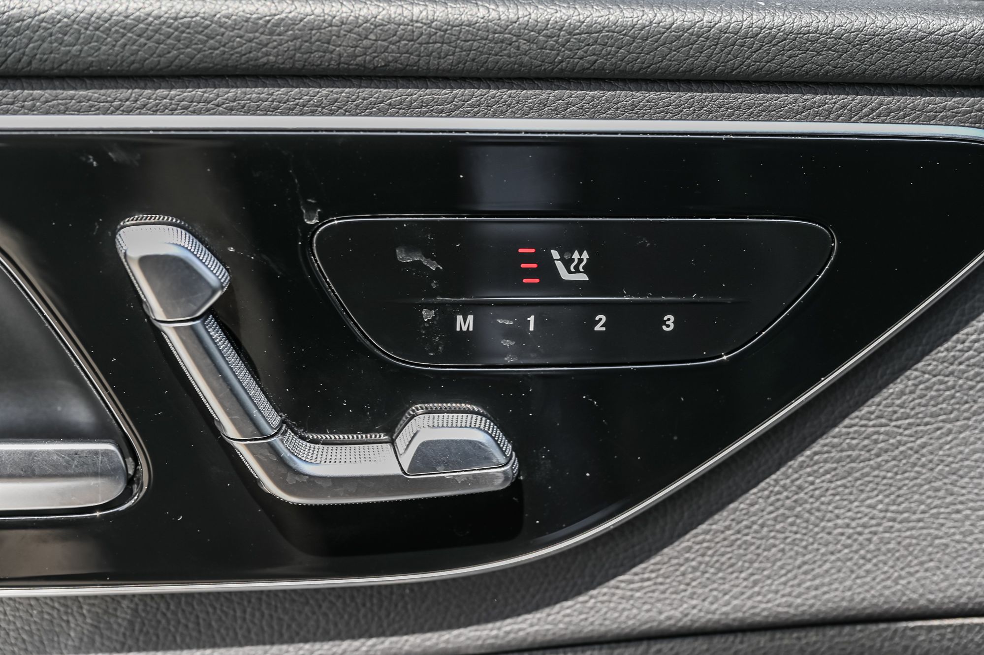 2024 Mercedes-Benz C300