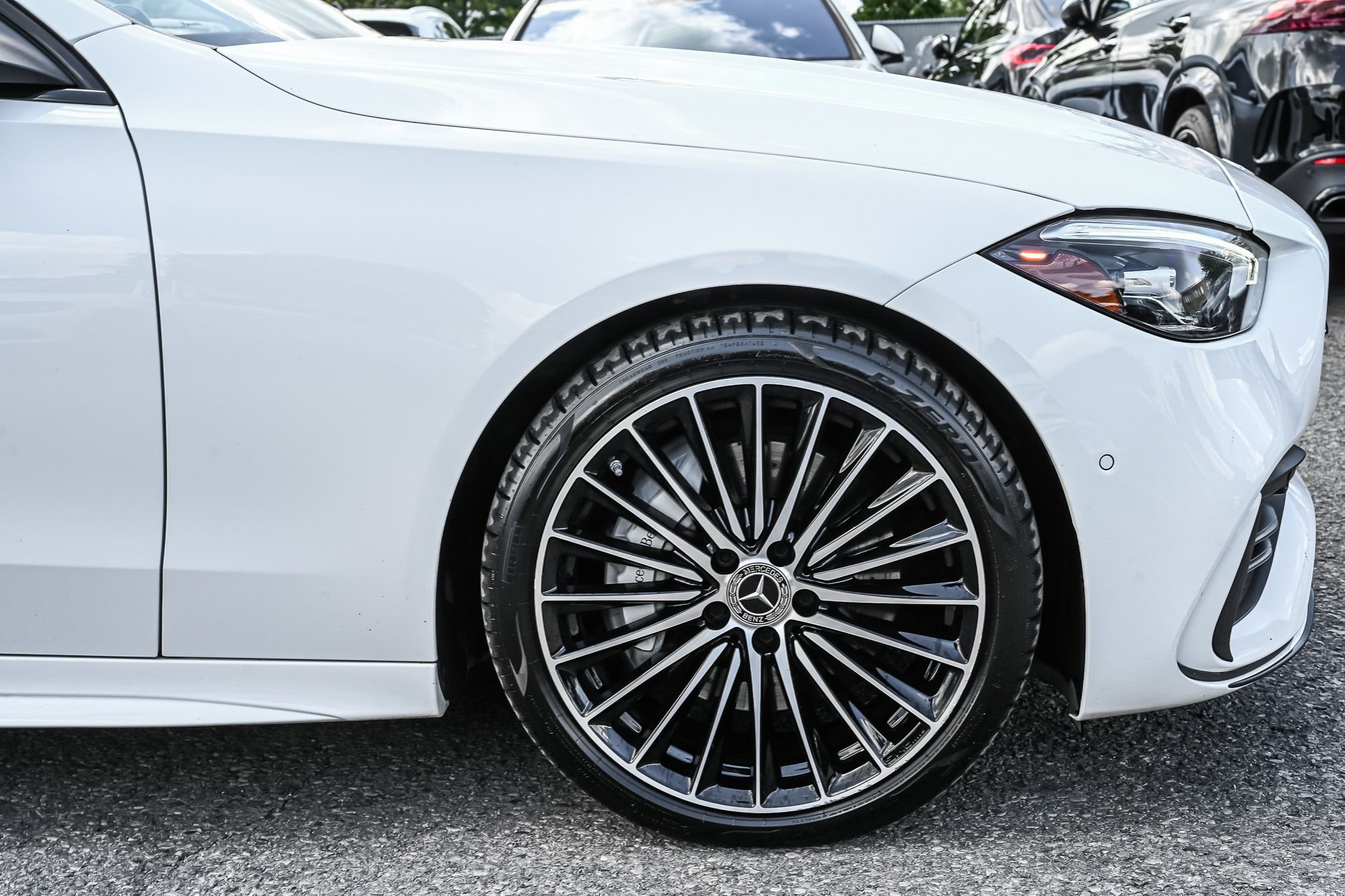 2025 Mercedes-Benz C300
