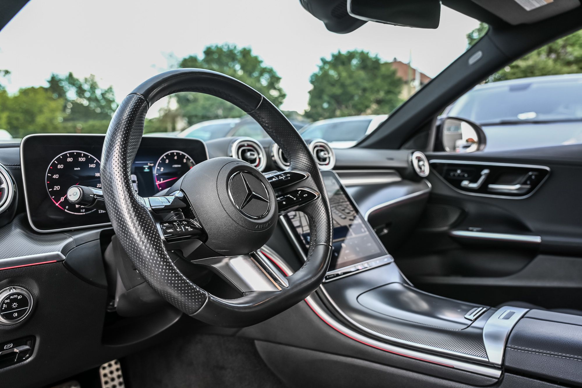 2025 Mercedes-Benz C300
